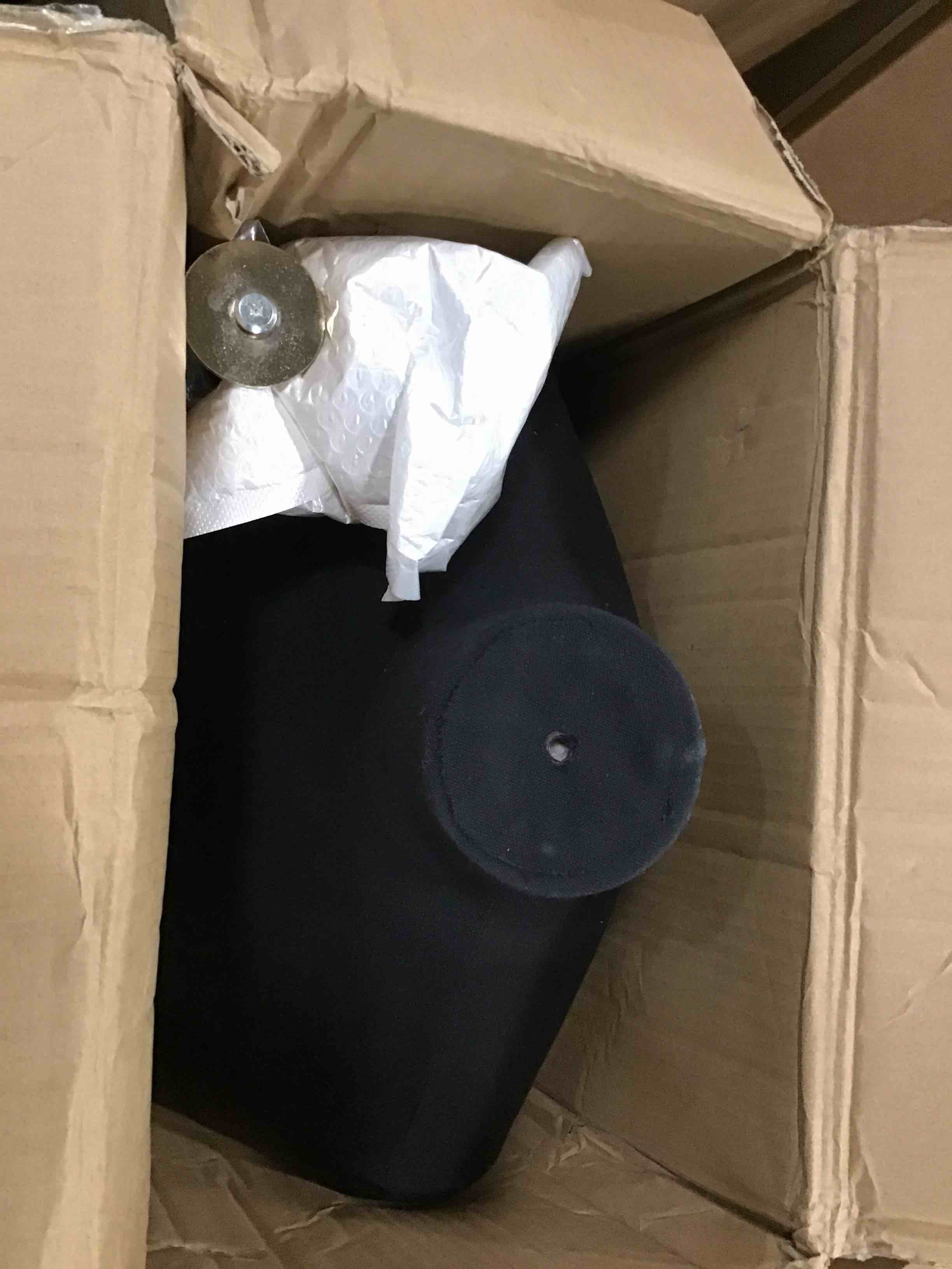 https://s3.amazonaws.com/lotting-images-prod/bidfta/PNK0053978_1724460692445.jpeg
