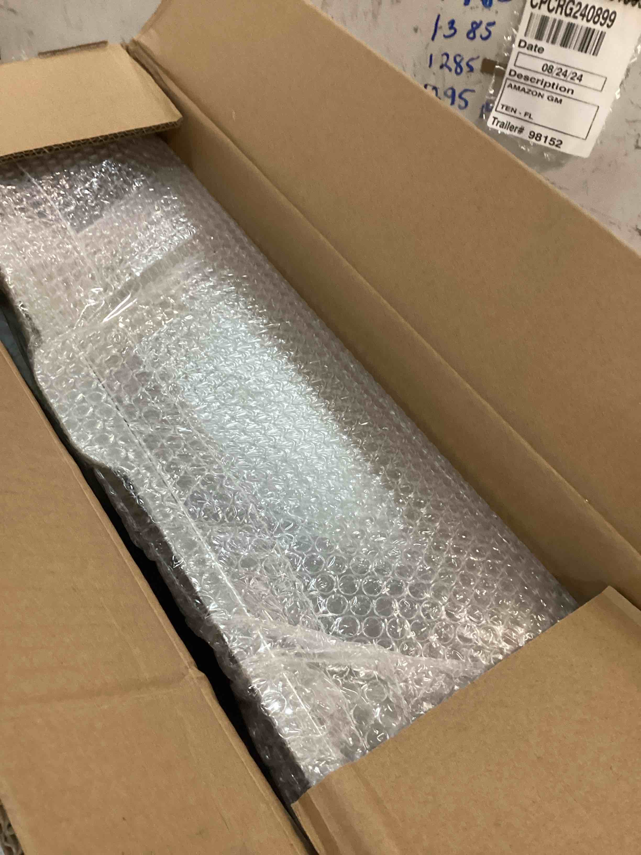 https://s3.amazonaws.com/lotting-images-prod/bidfta/PNK0060270_1724848087172.jpeg
