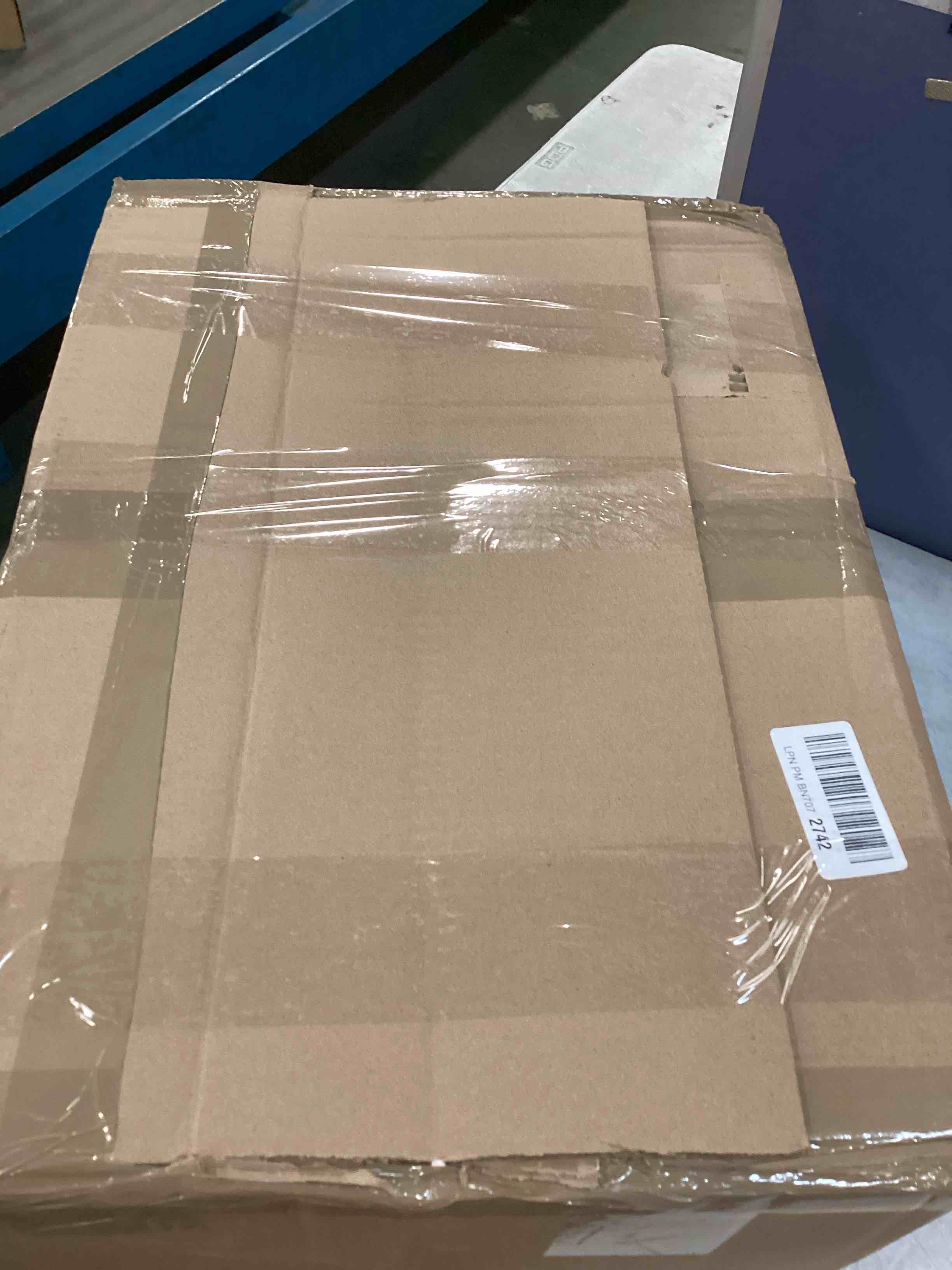 https://s3.amazonaws.com/lotting-images-prod/bidfta/PNK0060323_1724809401106.jpeg