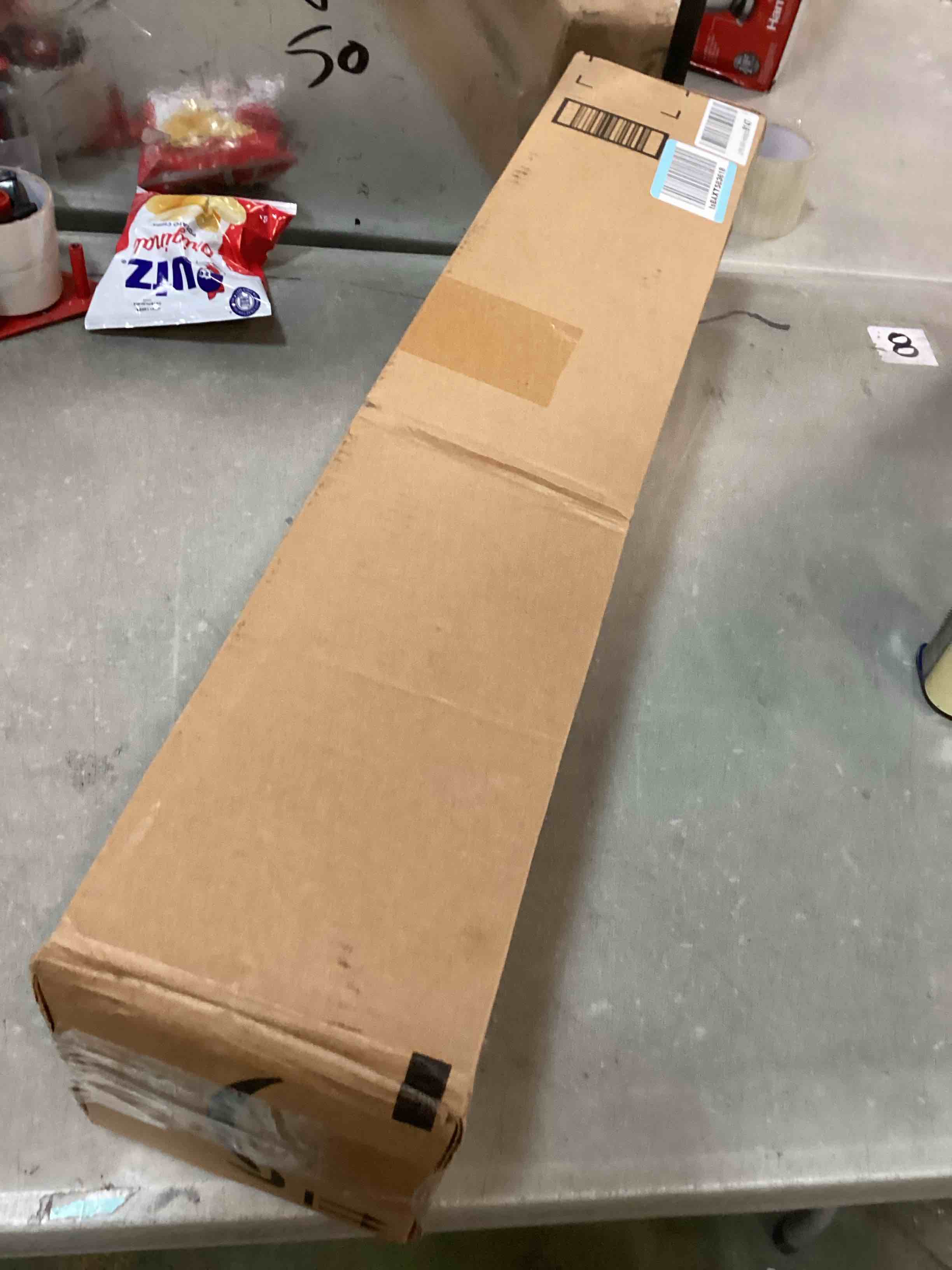 https://s3.amazonaws.com/lotting-images-prod/bidfta/PNK0061373_1724329189075.jpeg