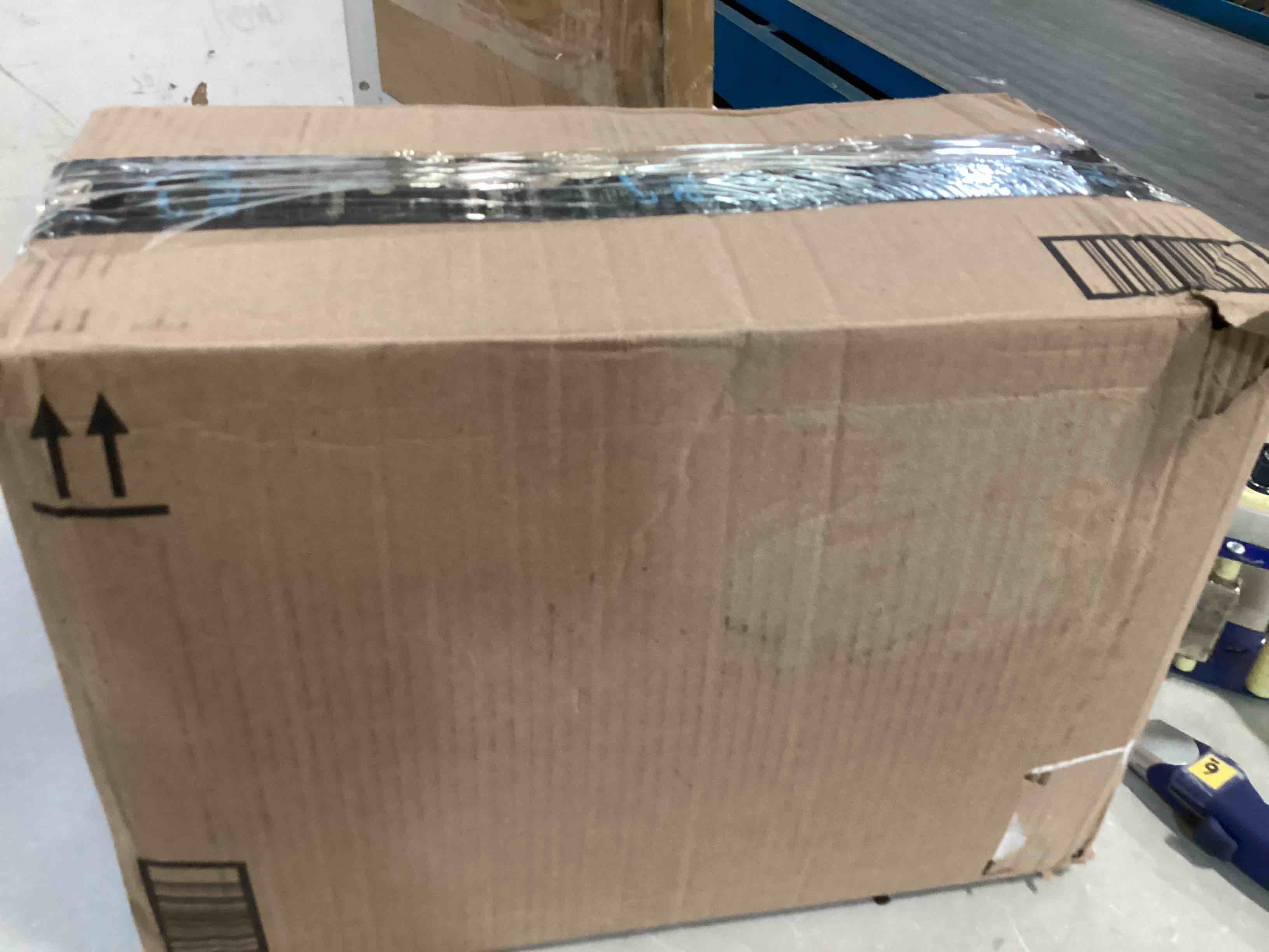 https://s3.amazonaws.com/lotting-images-prod/bidfta/PNK0061779_1724160949028.jpeg