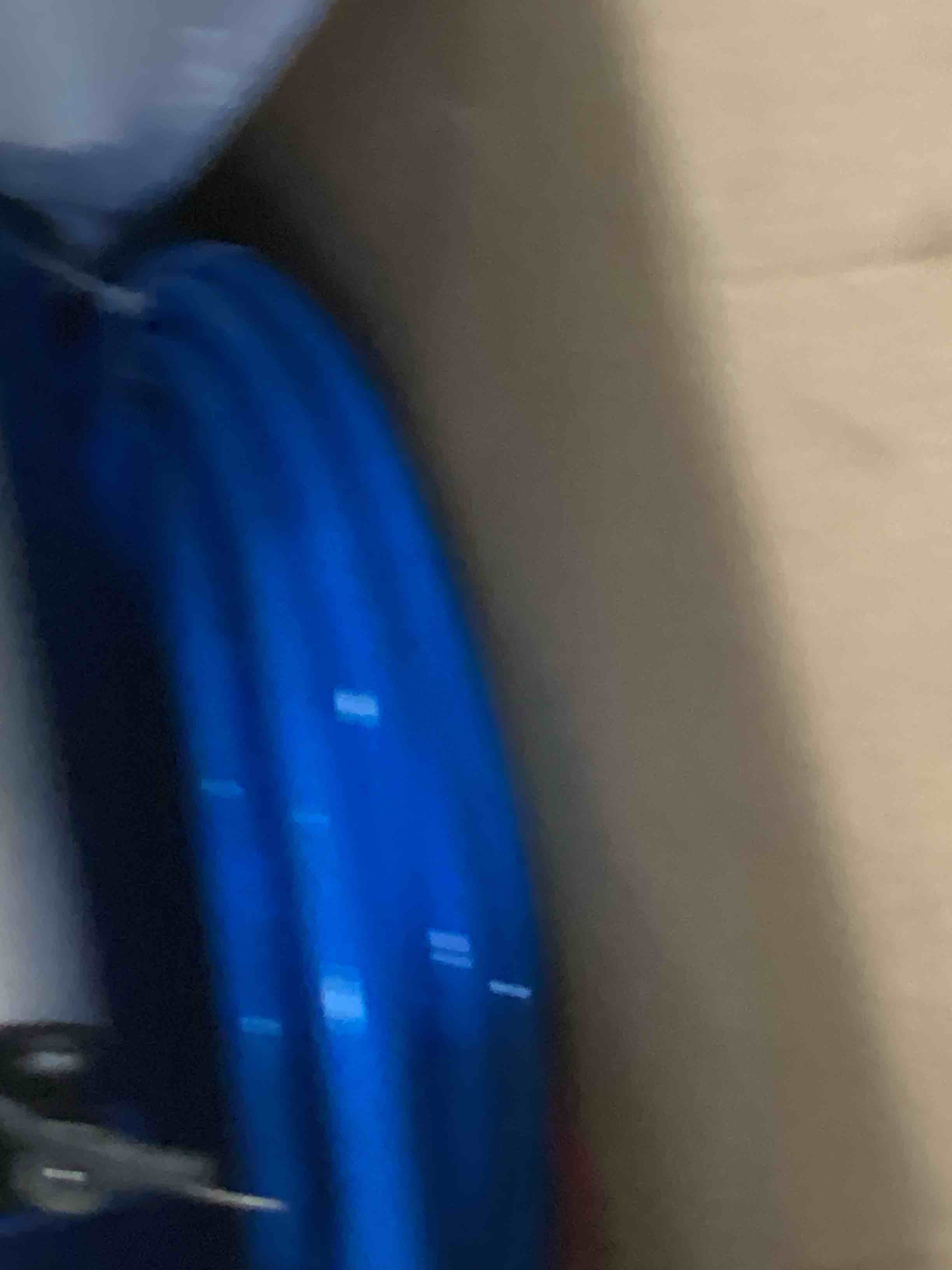 https://s3.amazonaws.com/lotting-images-prod/bidfta/PNK0061940_1724090468723.jpeg