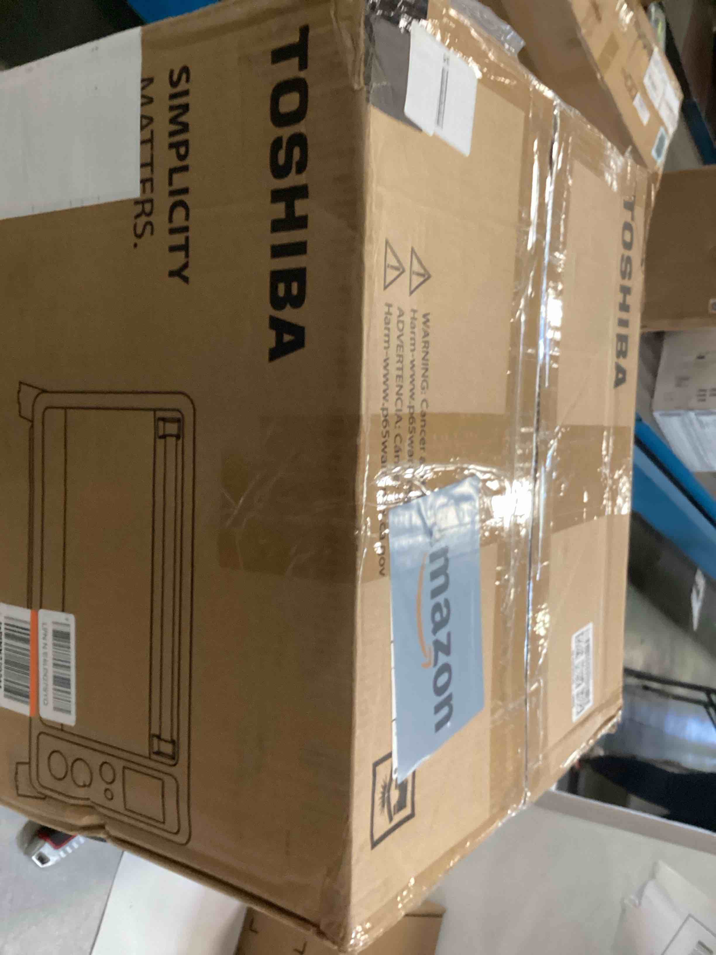 TOSHIBA AC25CEWSS Large 6Slice Convection Toaster Oven Countertop, 10