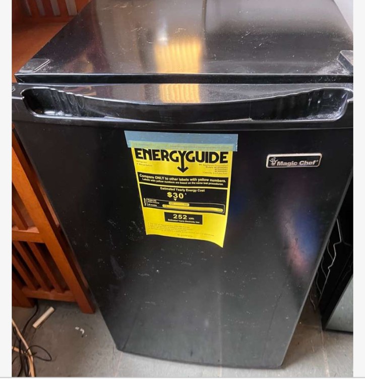 Magic Chef Mini Fridge