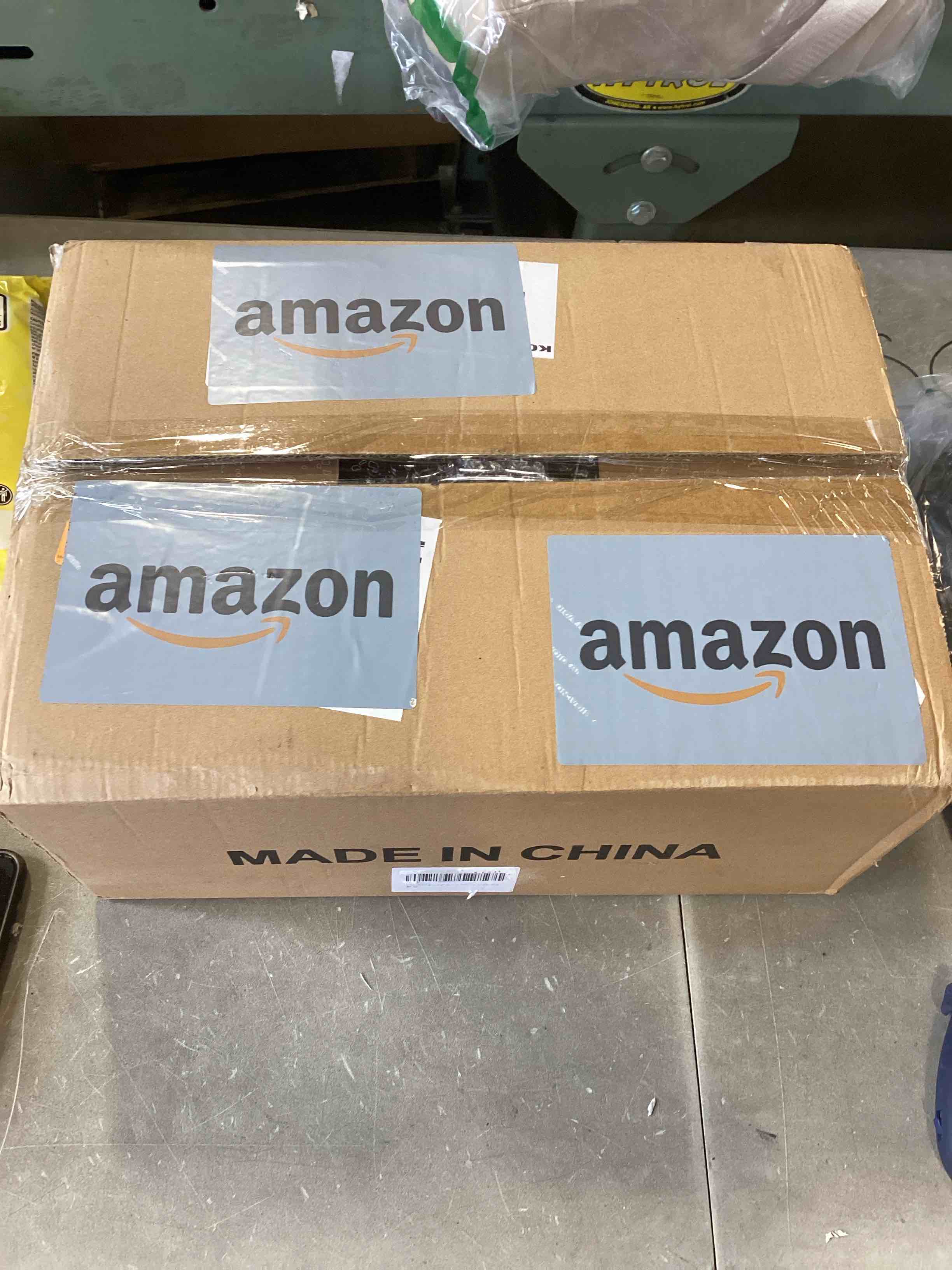 https://s3.amazonaws.com/lotting-images-prod/bidfta/PNK0065361_1724094852880.jpeg