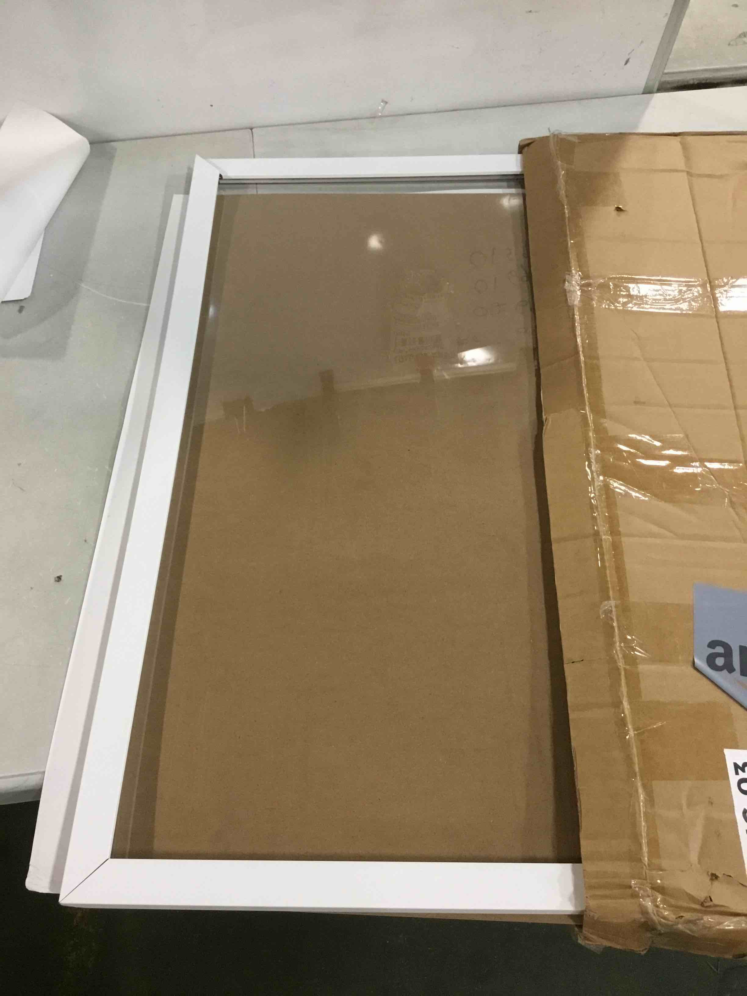 https://s3.amazonaws.com/lotting-images-prod/bidfta/PNK0066844_1725503761817.jpeg