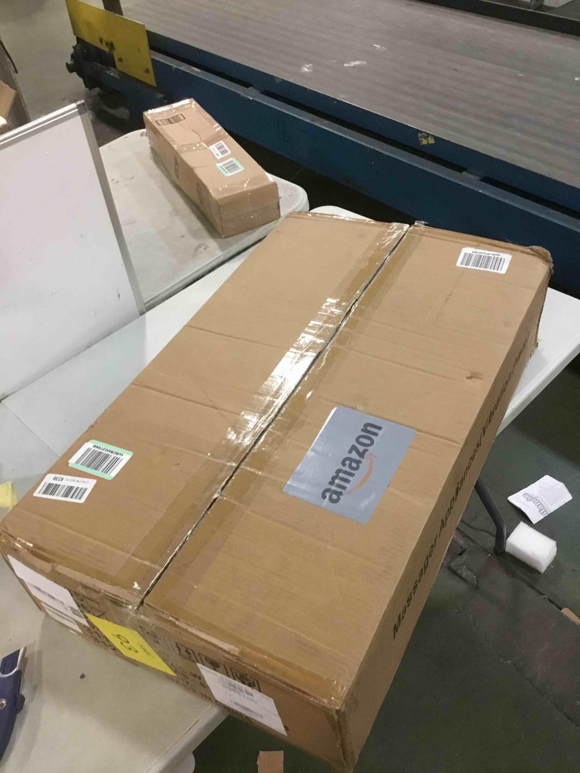 https://s3.amazonaws.com/lotting-images-prod/bidfta/PNK0067344_1724816312039.jpeg