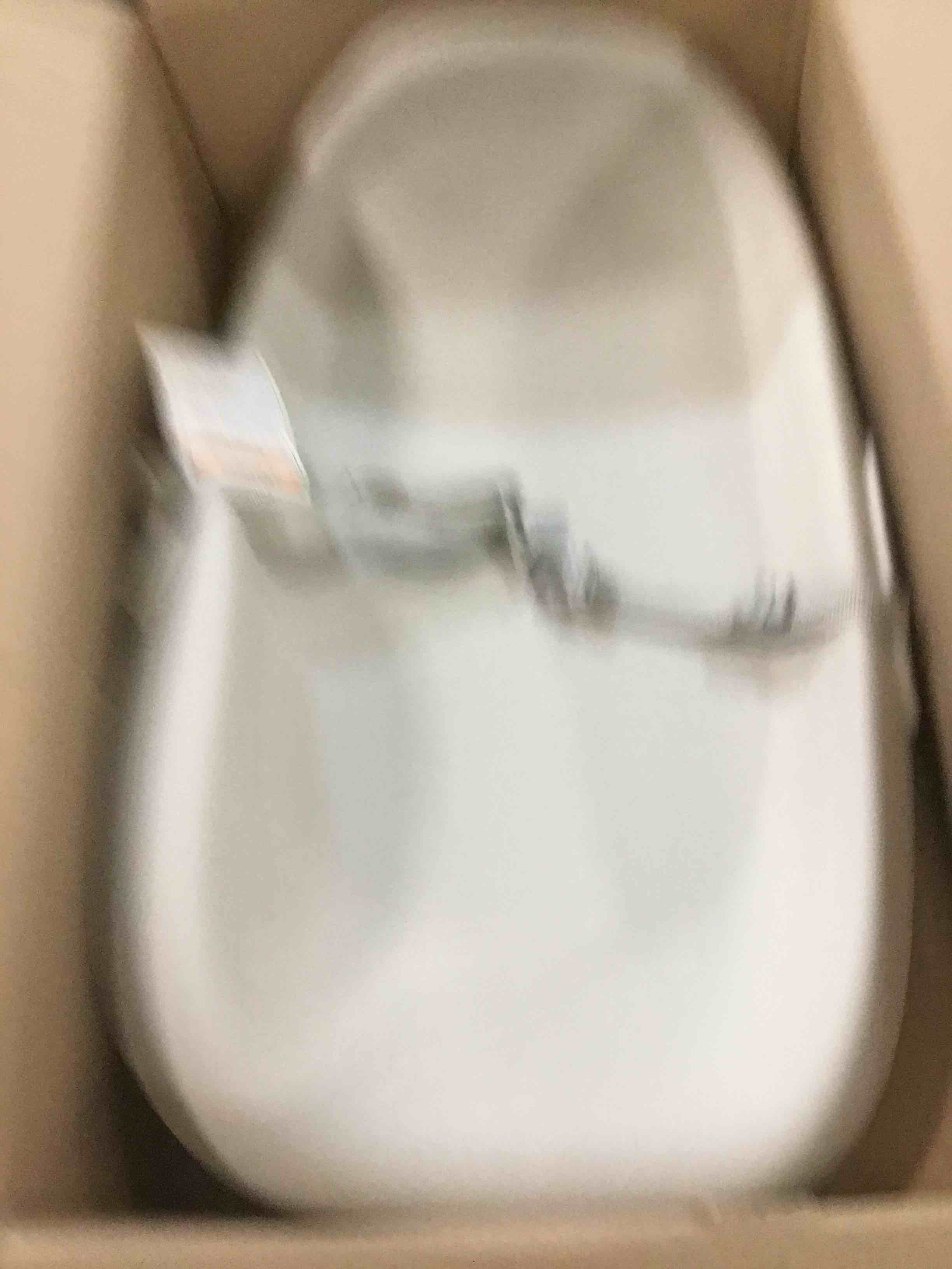 https://s3.amazonaws.com/lotting-images-prod/bidfta/PNK0067898_1724303874196.jpeg