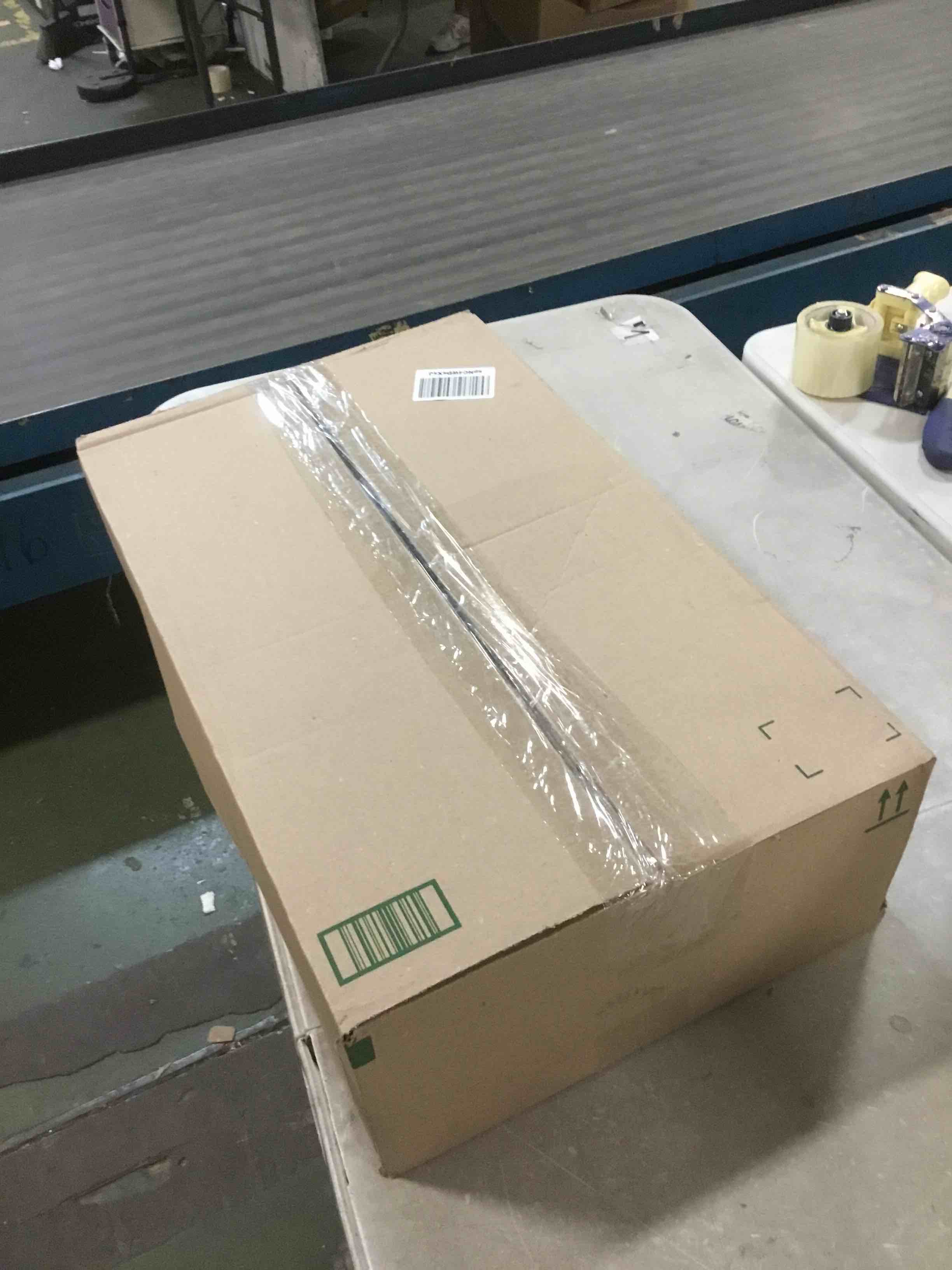 https://s3.amazonaws.com/lotting-images-prod/bidfta/PNK0067898_1724303891251.jpeg