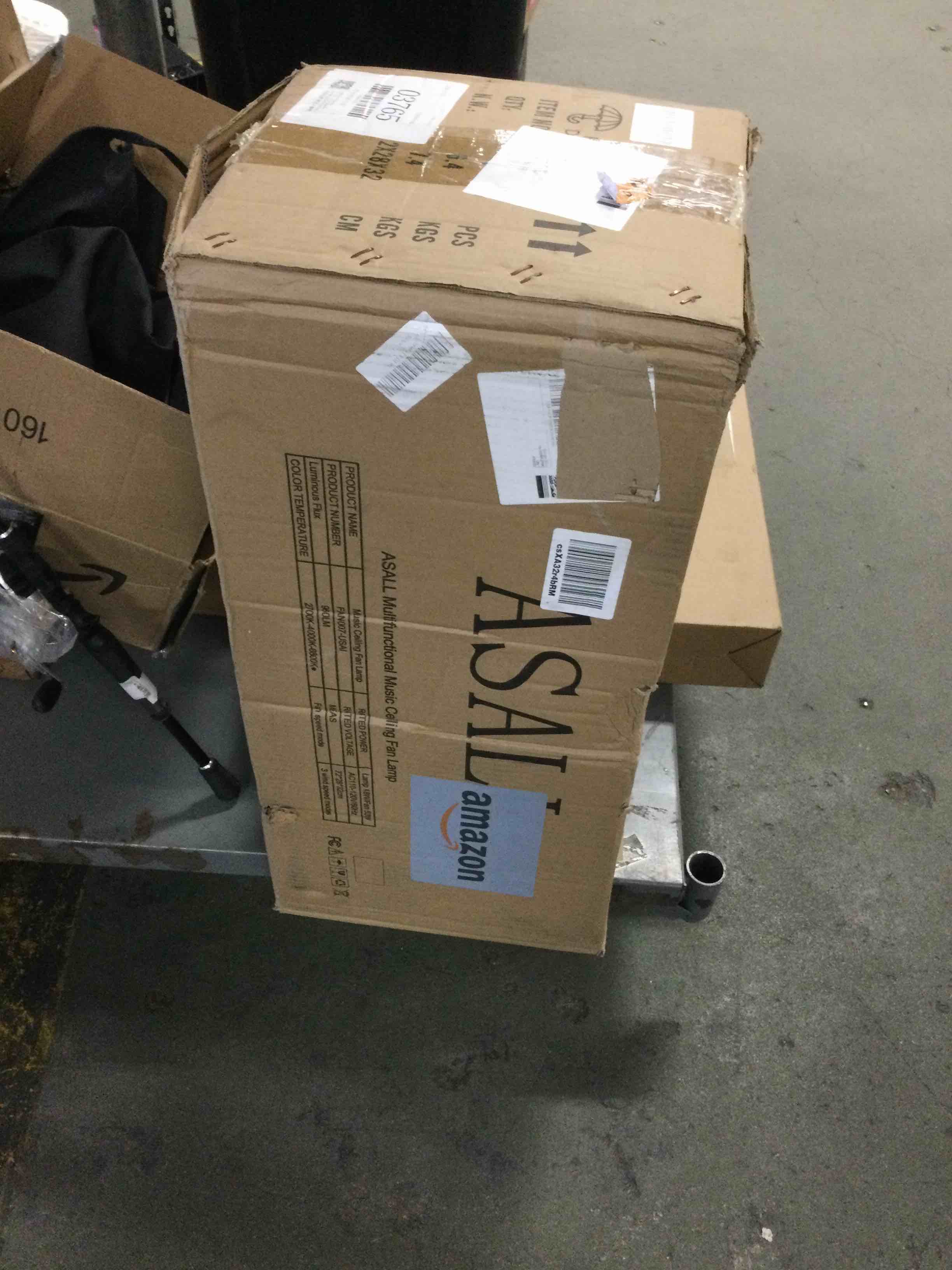 https://s3.amazonaws.com/lotting-images-prod/bidfta/PNK0069138_1725978720522.jpeg