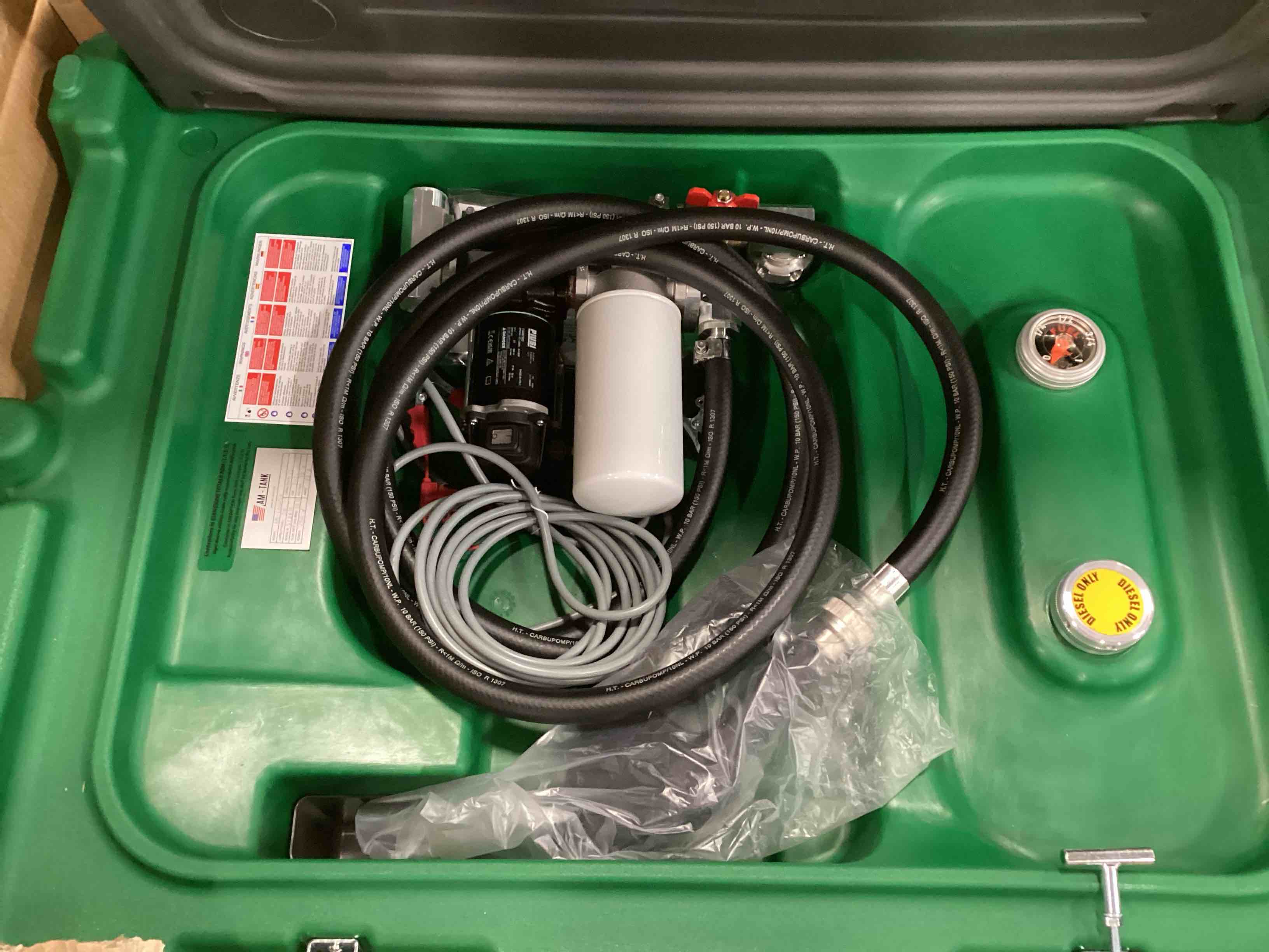 https://s3.amazonaws.com/lotting-images-prod/bidfta/PNK0071493_1726068200106.jpeg