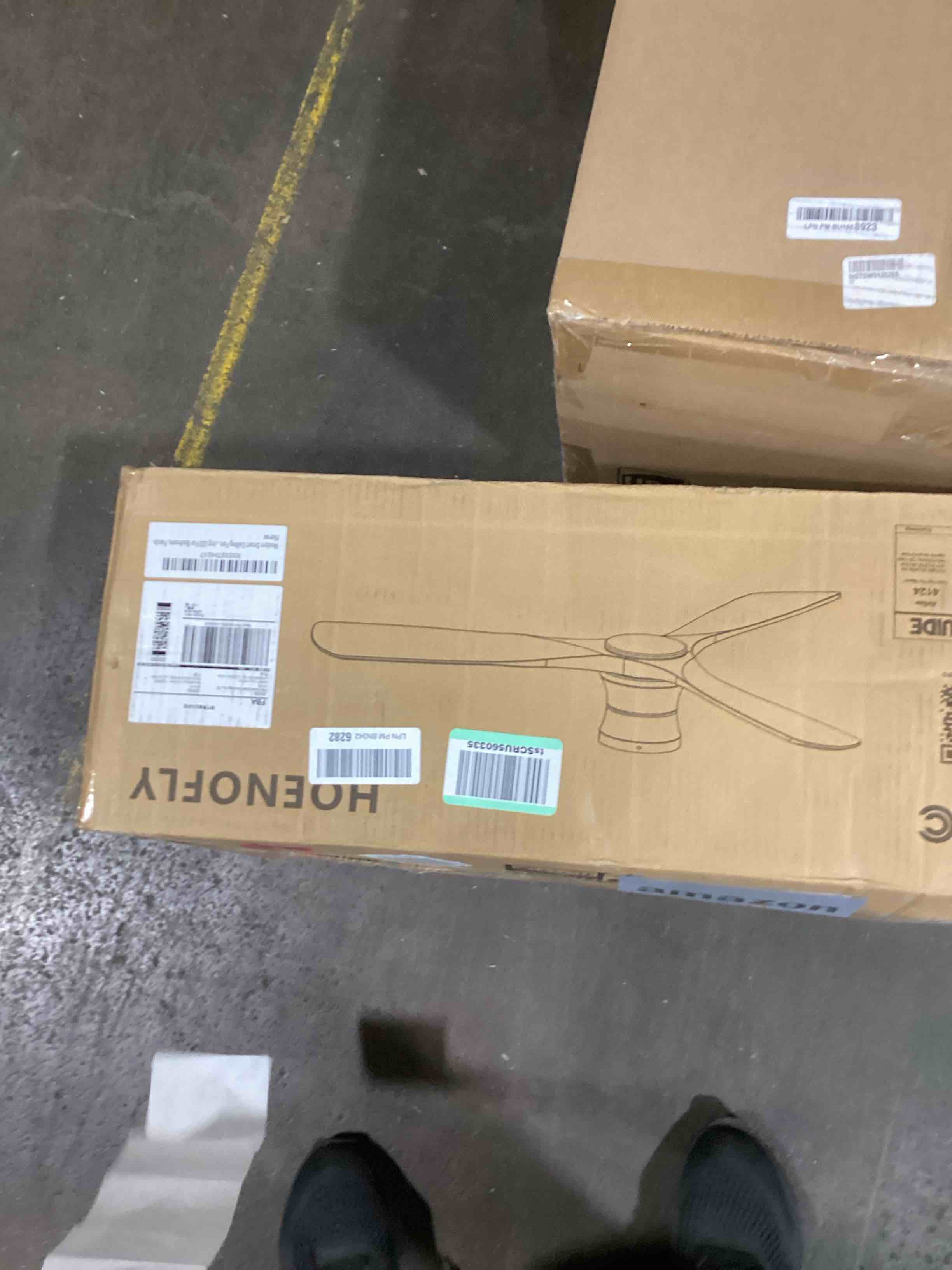 https://s3.amazonaws.com/lotting-images-prod/bidfta/PNK0074120_1725641437002.jpeg