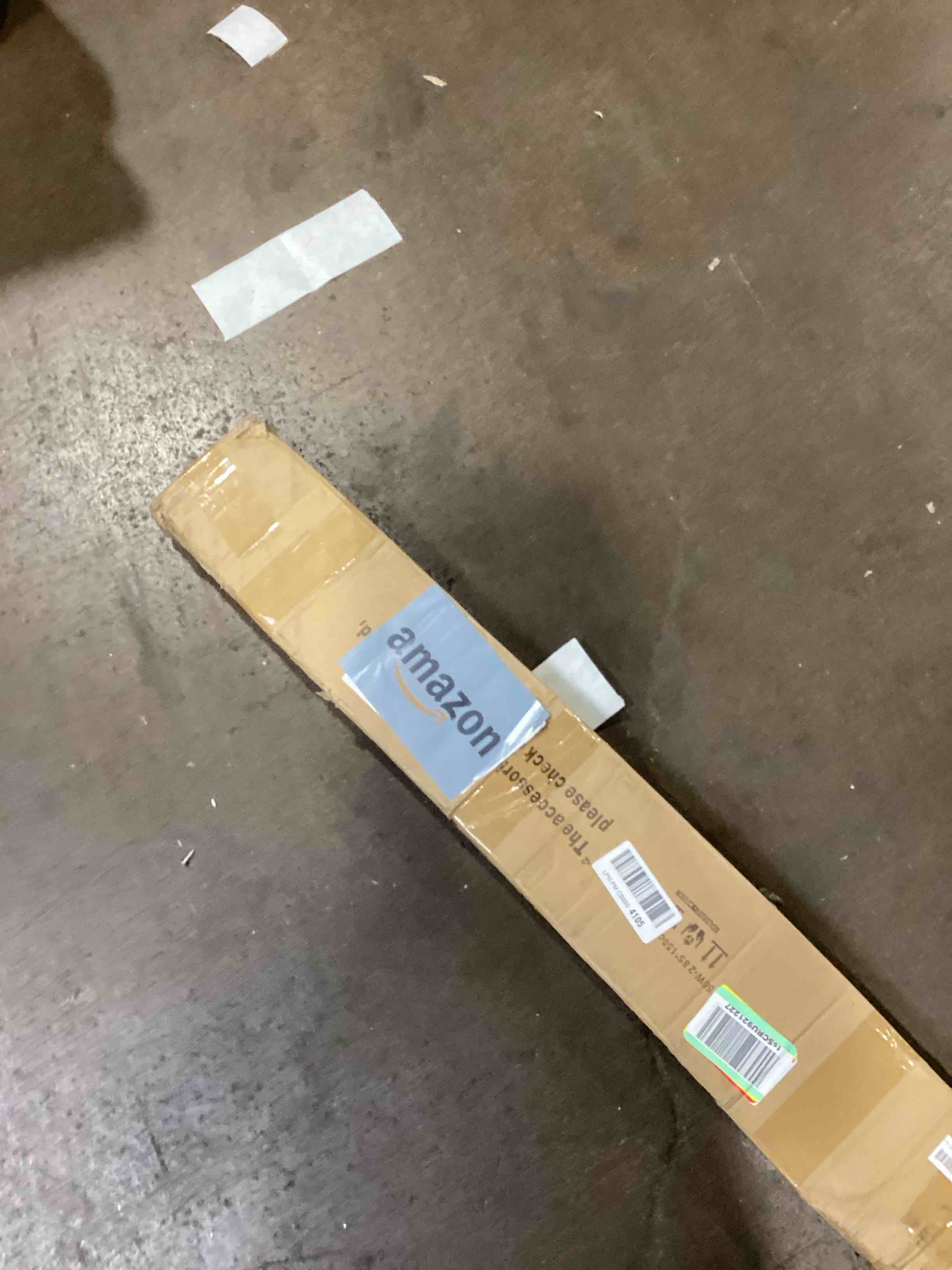 https://s3.amazonaws.com/lotting-images-prod/bidfta/PNK0074974_1725456416706.jpeg