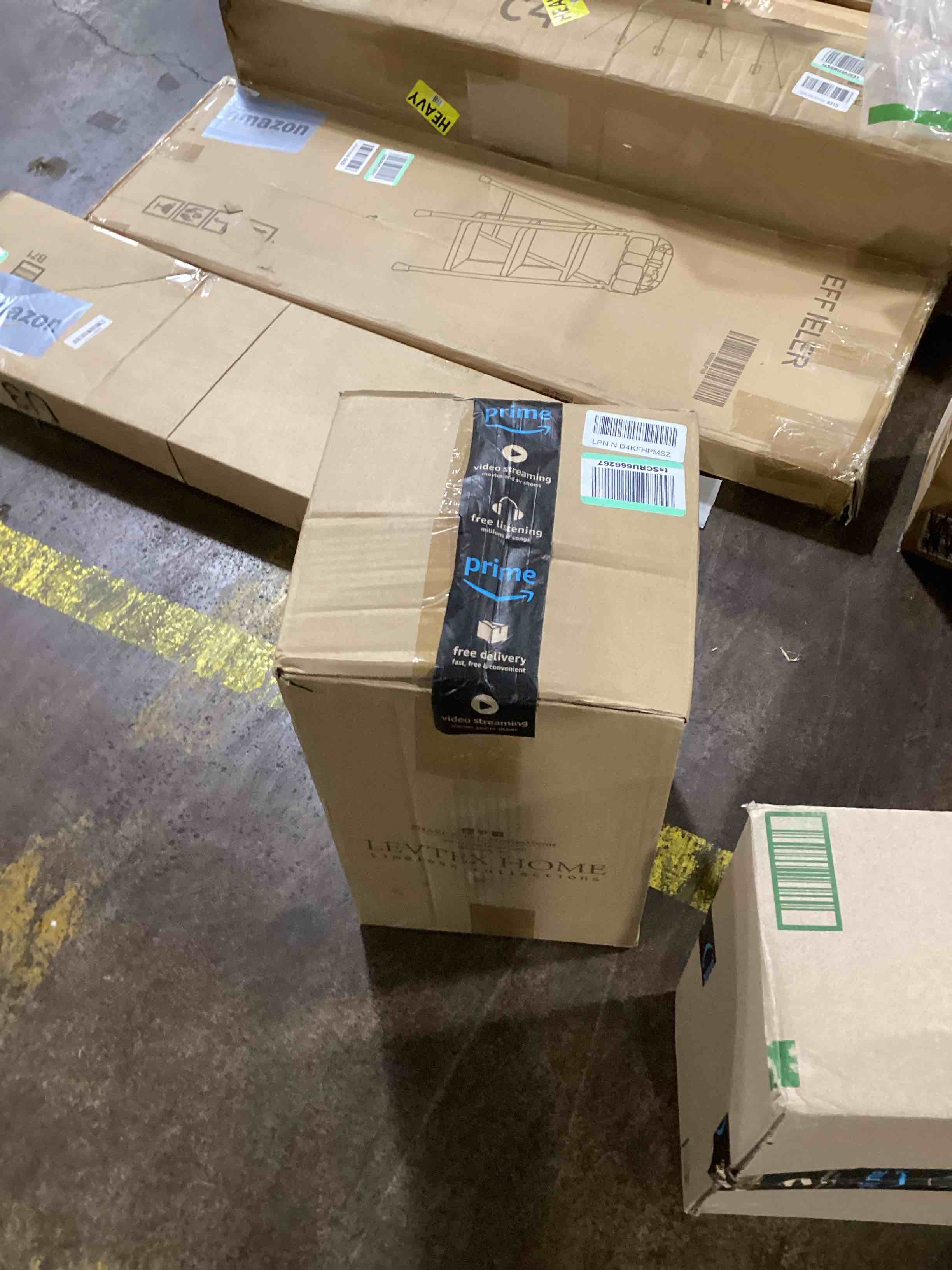 https://s3.amazonaws.com/lotting-images-prod/bidfta/PNK0075184_1725375143880.jpeg