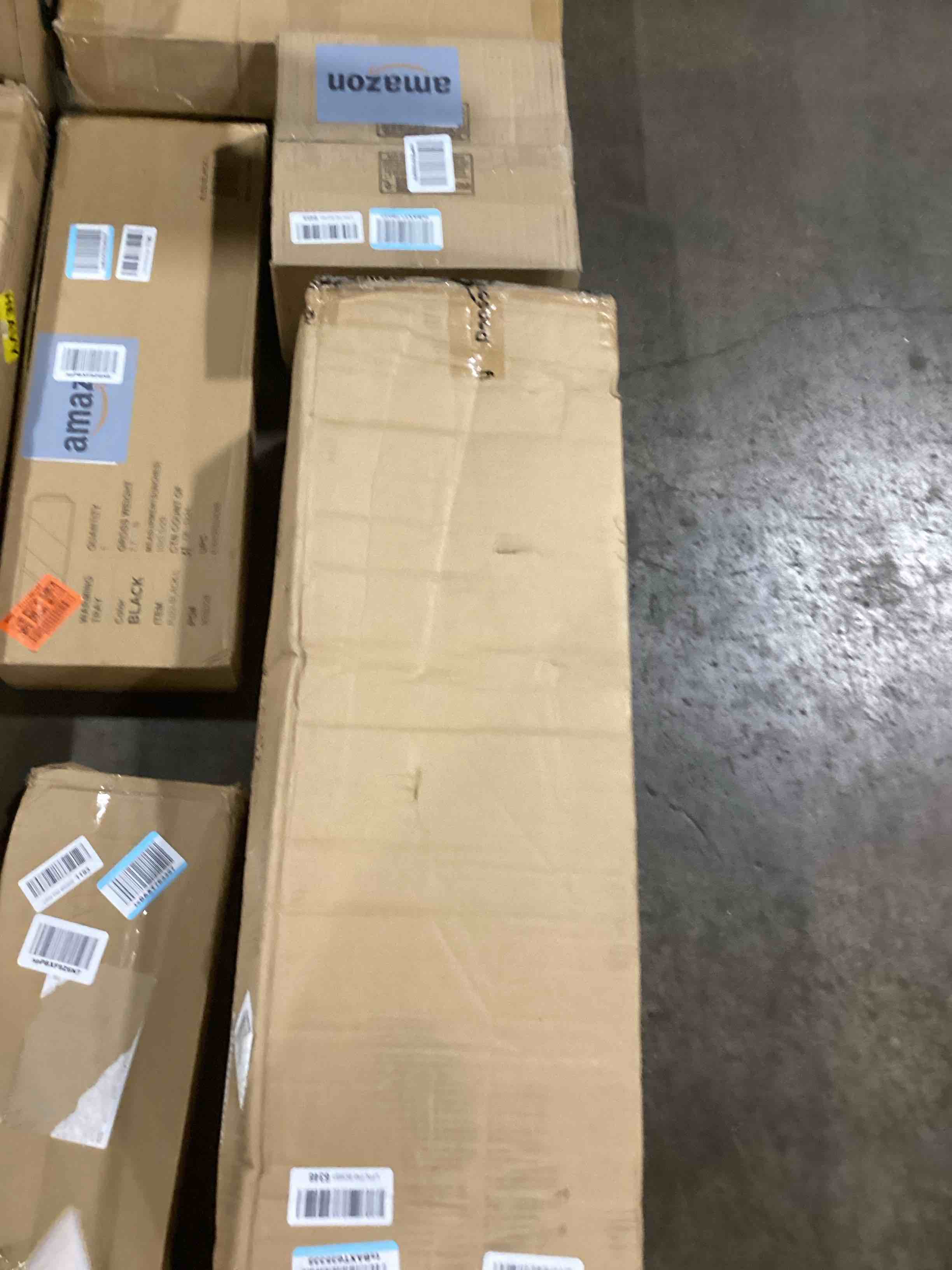 https://s3.amazonaws.com/lotting-images-prod/bidfta/PNK0075302_1725039631472.jpeg