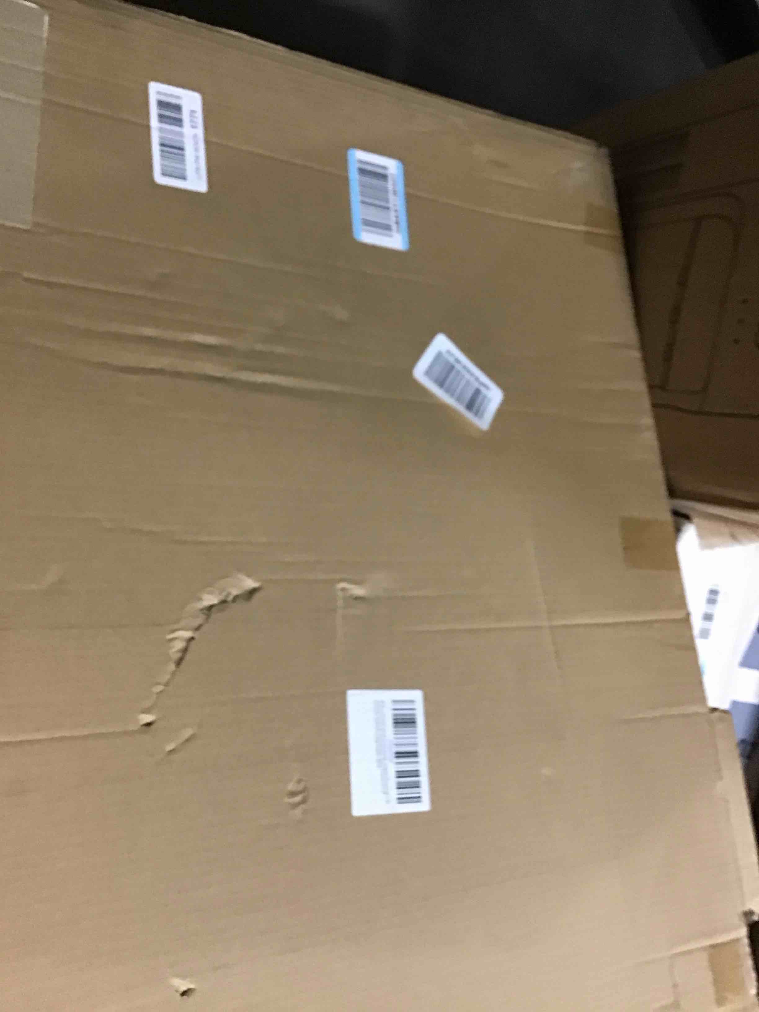 https://s3.amazonaws.com/lotting-images-prod/bidfta/PNK0080555_1726596084153.jpeg