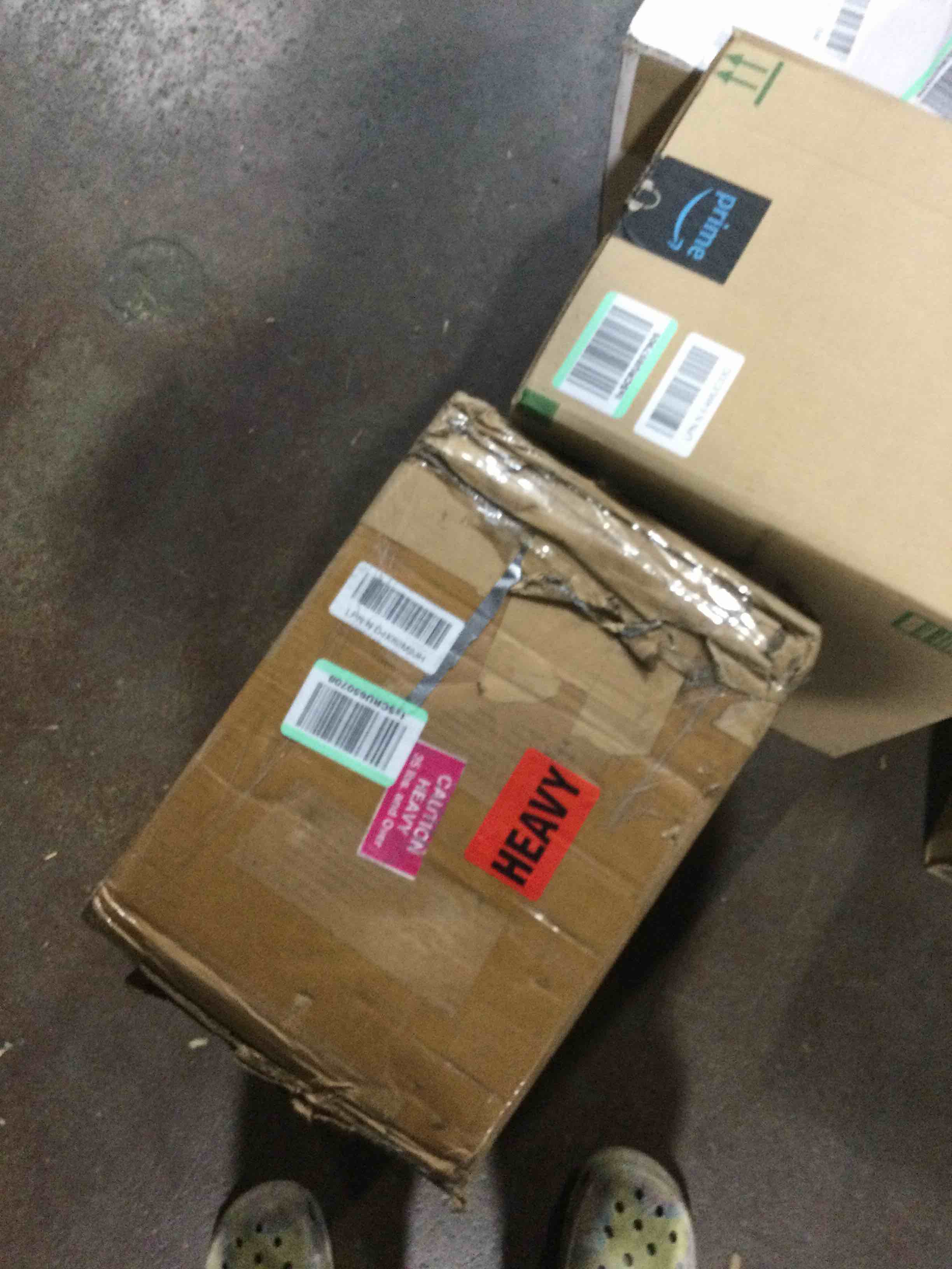 https://s3.amazonaws.com/lotting-images-prod/bidfta/PNK0081187_1726152199294.jpeg