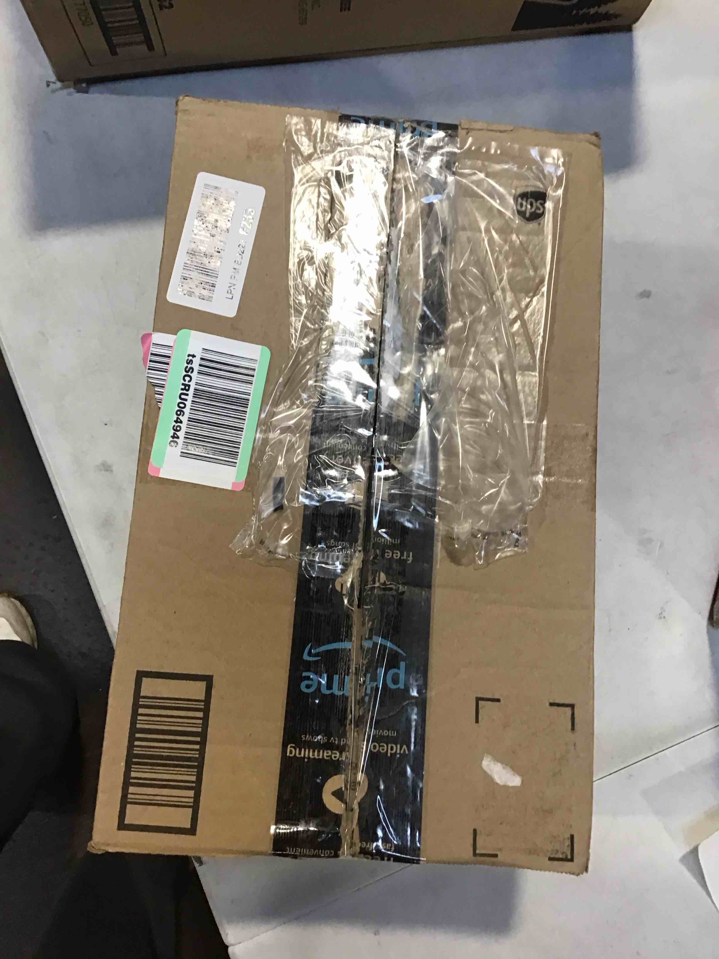 https://s3.amazonaws.com/lotting-images-prod/bidfta/PNK0082837_1731343434254.jpeg