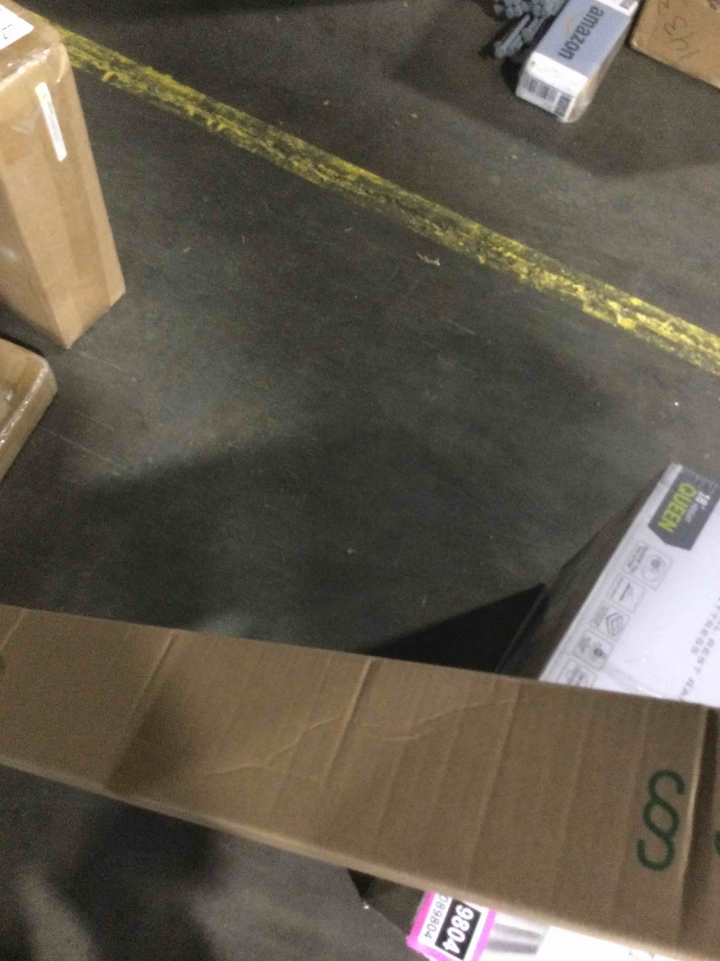https://s3.amazonaws.com/lotting-images-prod/bidfta/PNK0089644_1726250433103.jpeg