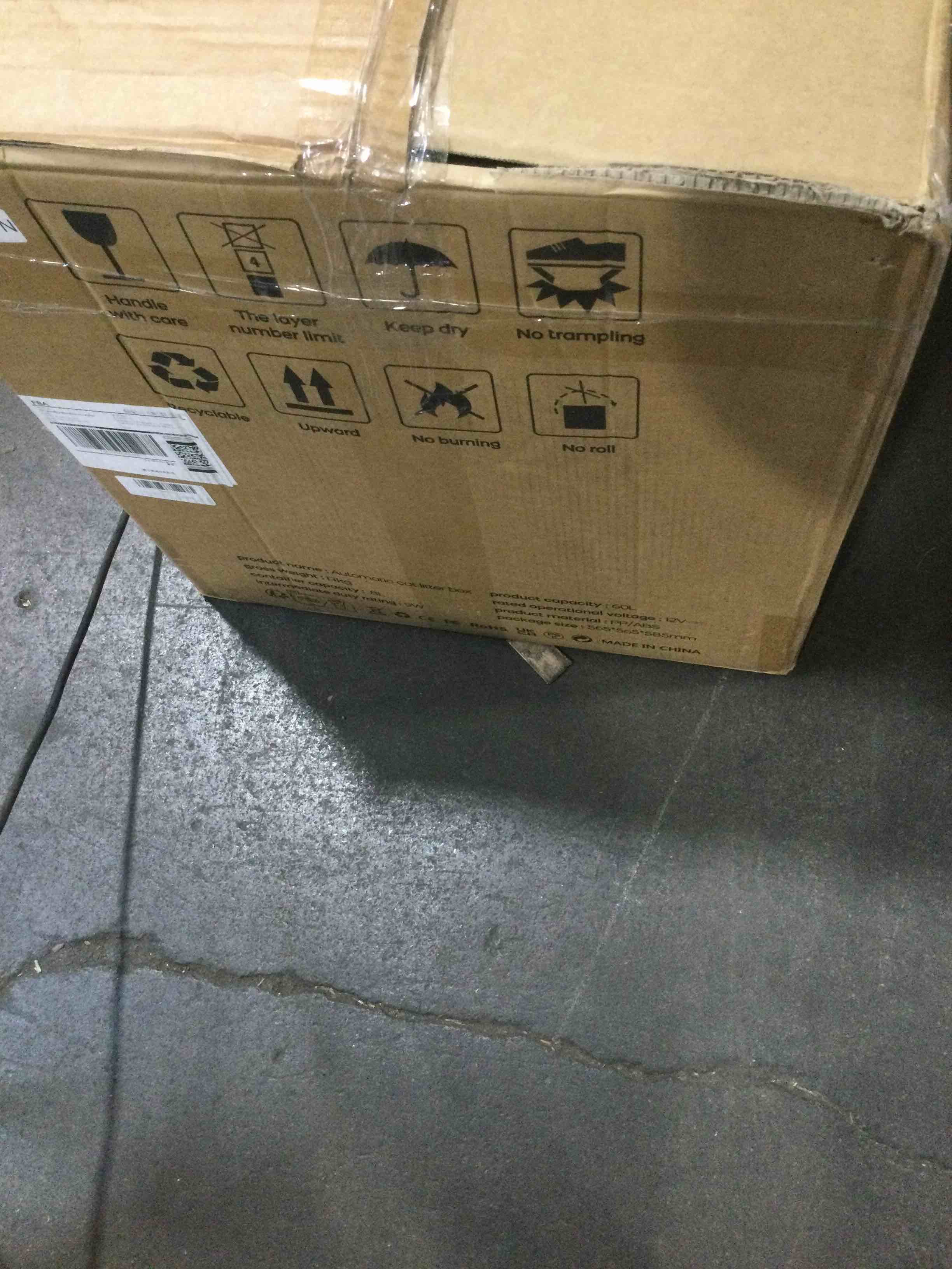 https://s3.amazonaws.com/lotting-images-prod/bidfta/PNK0089774_1726240552413.jpeg