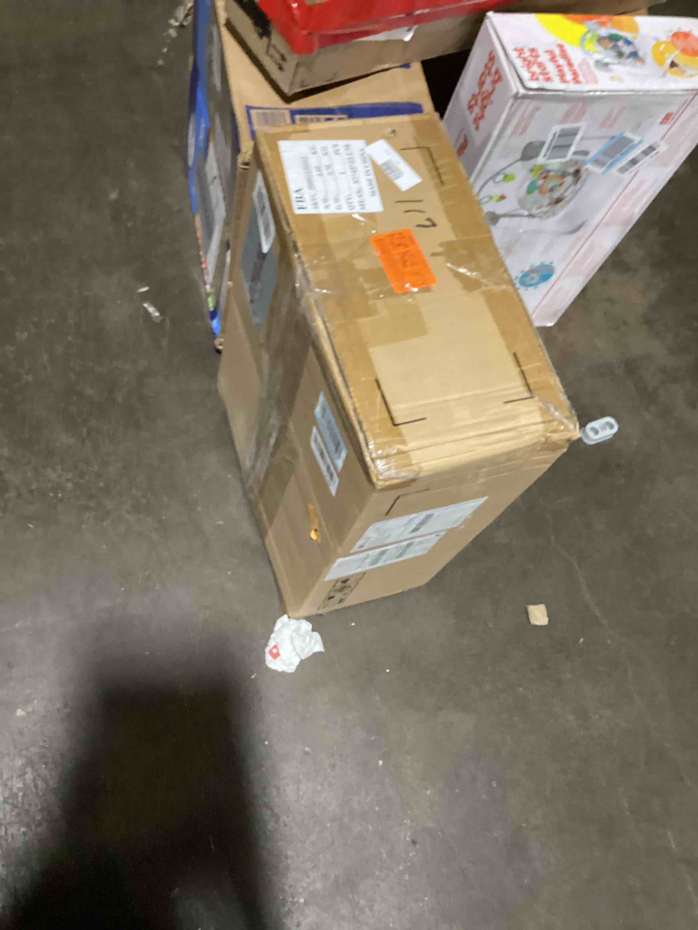 https://s3.amazonaws.com/lotting-images-prod/bidfta/PNK0091080_1727105175111.jpeg