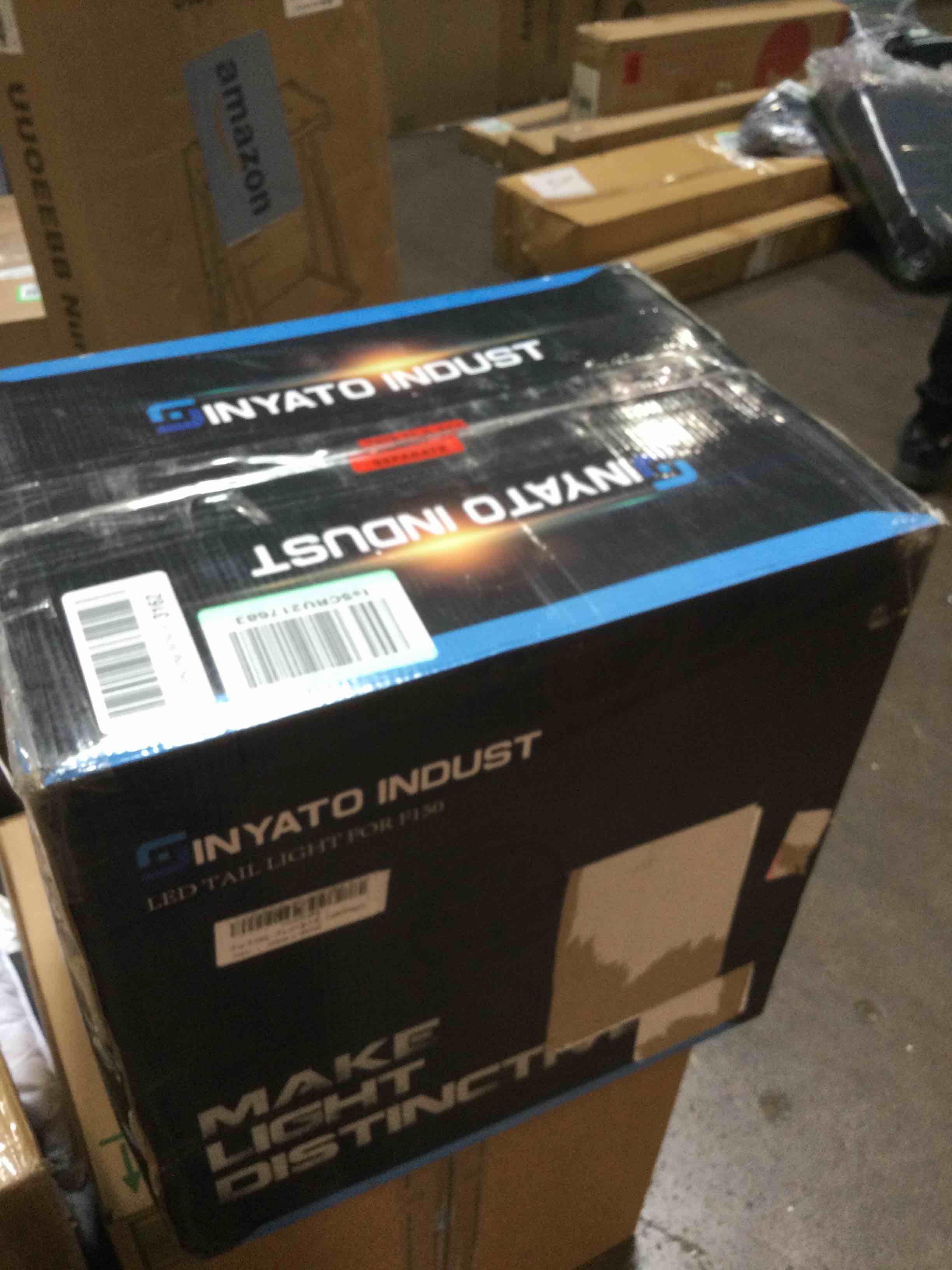 https://s3.amazonaws.com/lotting-images-prod/bidfta/PNK0092696_1726683930734.jpeg