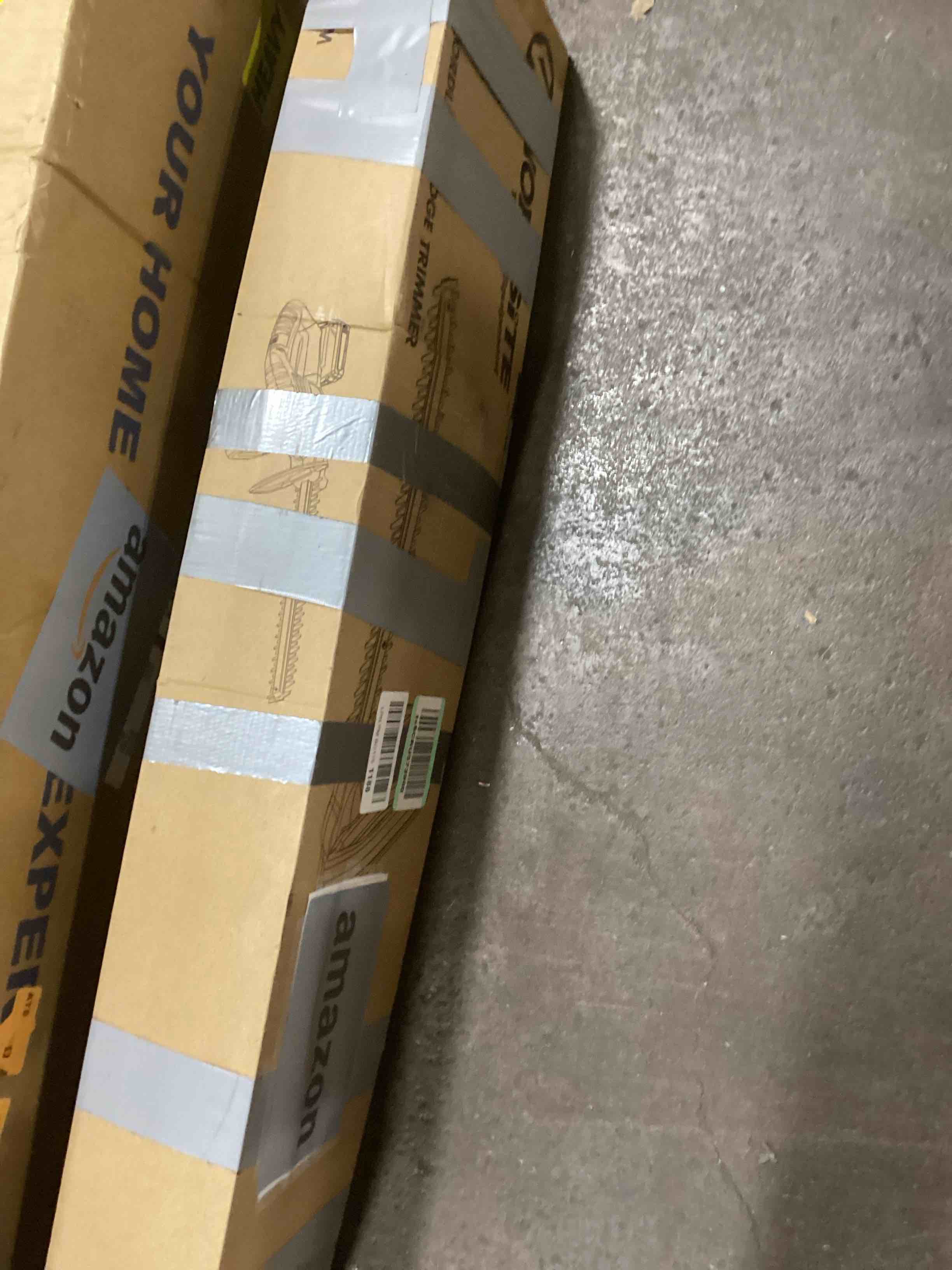 https://s3.amazonaws.com/lotting-images-prod/bidfta/PNK0092879_1726575184229.jpeg