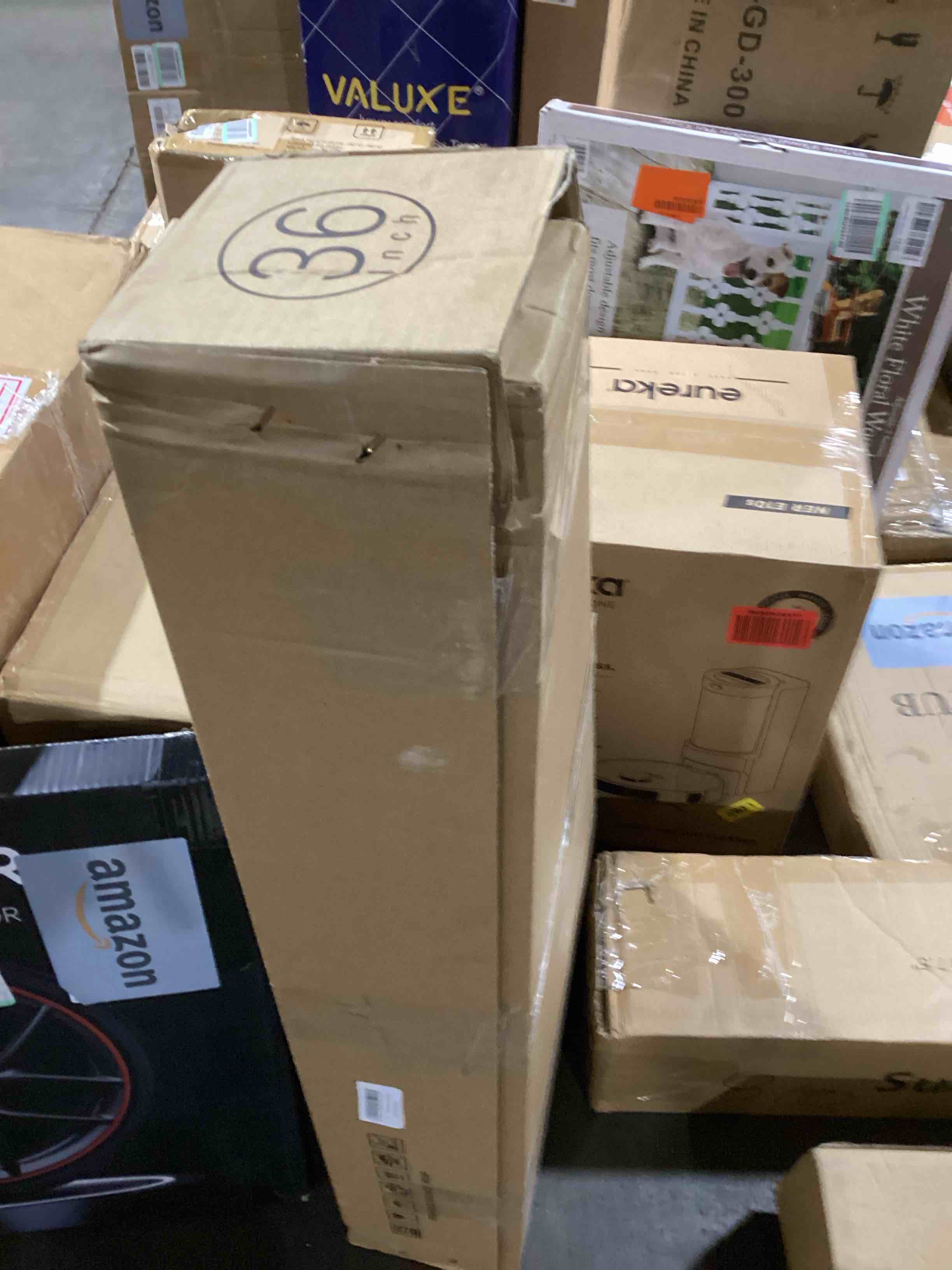 https://s3.amazonaws.com/lotting-images-prod/bidfta/PNK0093515_1726174403900.jpeg