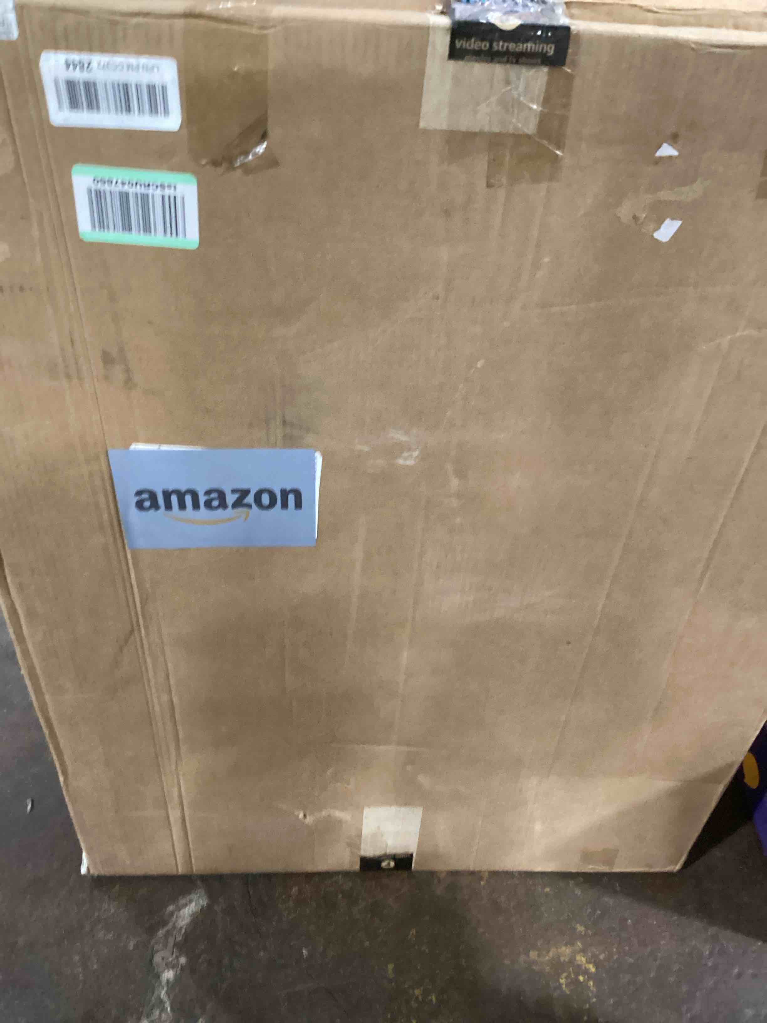 https://s3.amazonaws.com/lotting-images-prod/bidfta/PNK0093553_1726146661240.jpeg