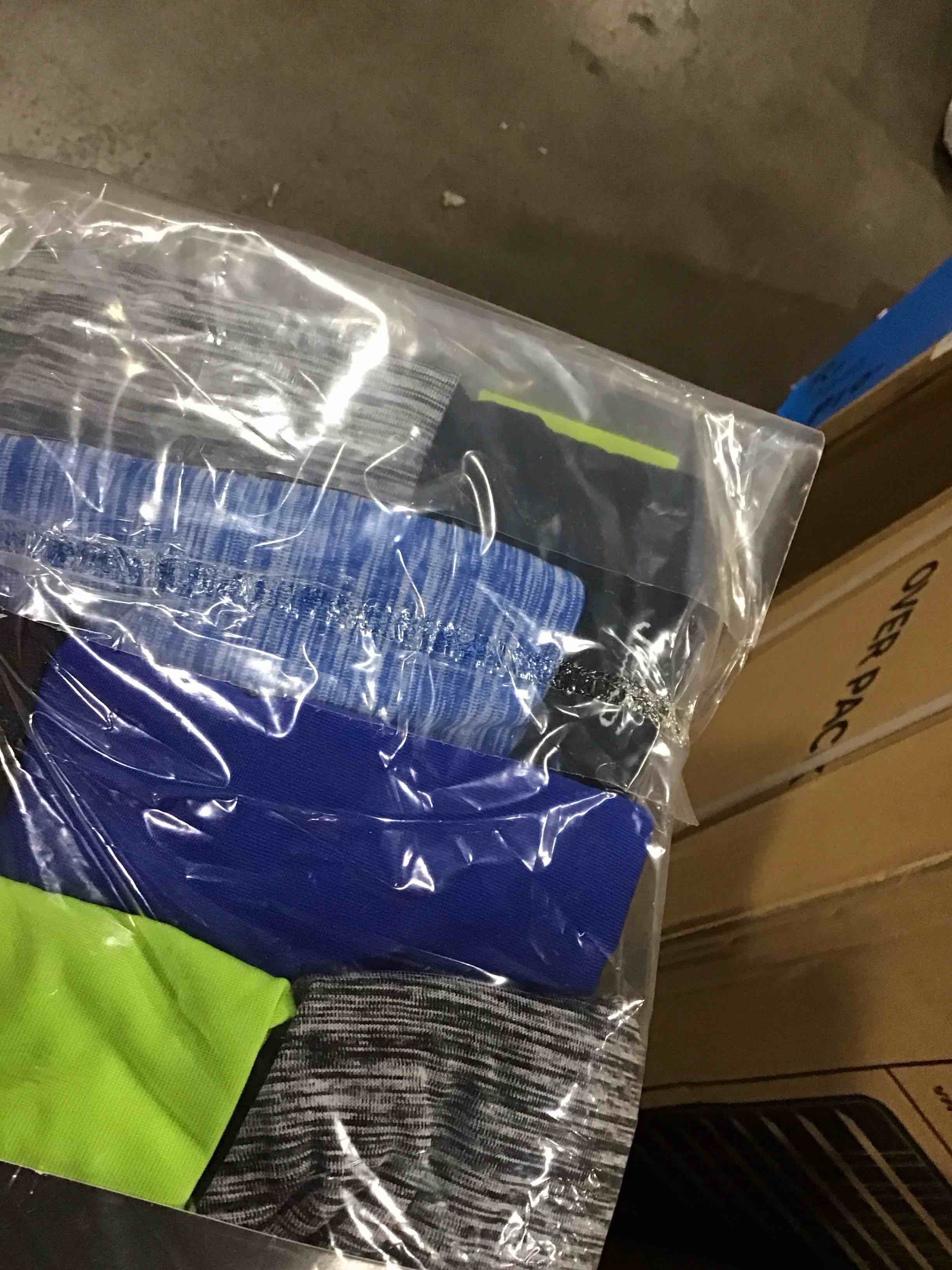 https://s3.amazonaws.com/lotting-images-prod/bidfta/PNK0094853_1726251673911.jpeg
