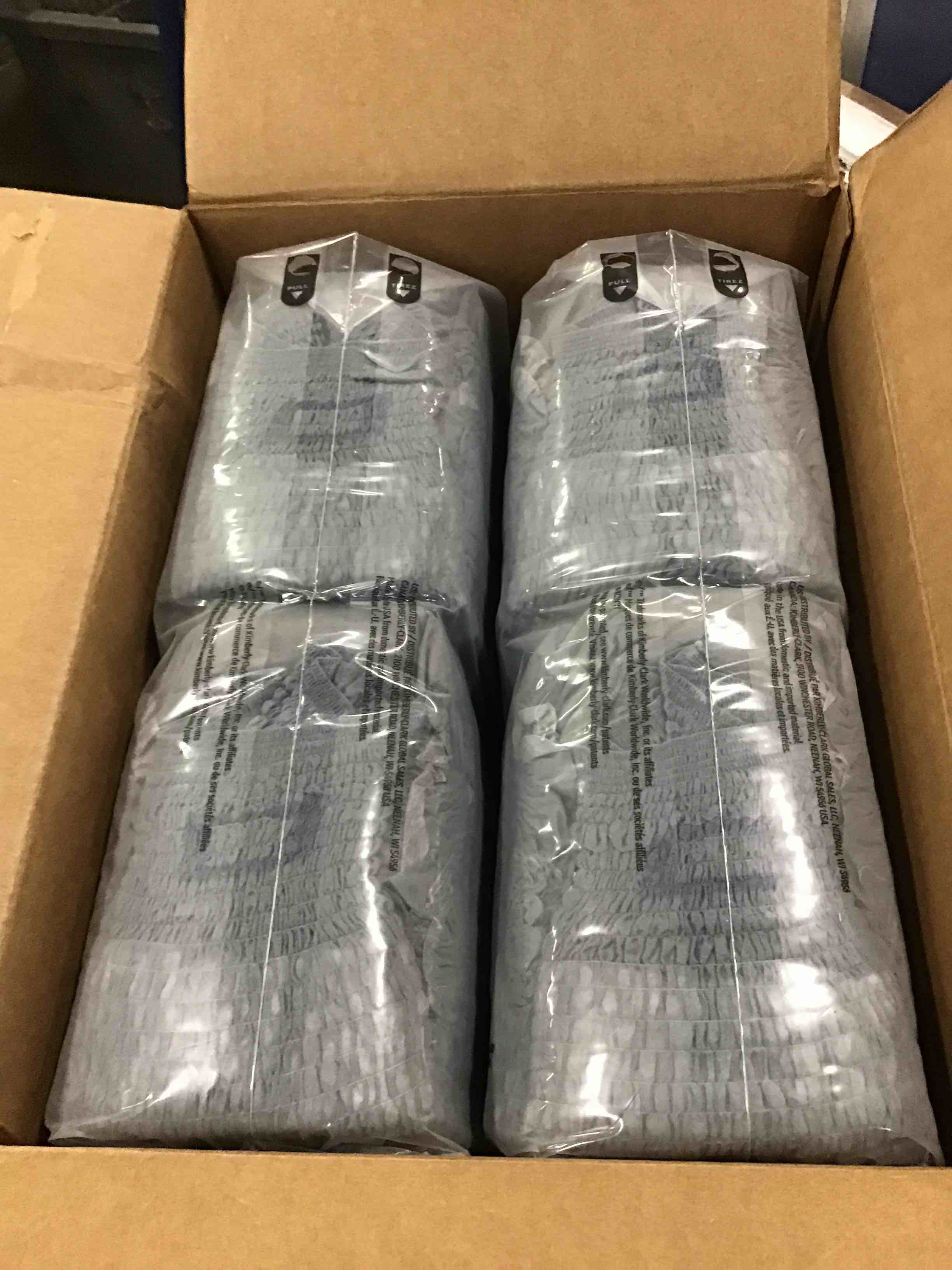 https://s3.amazonaws.com/lotting-images-prod/bidfta/PNK0096075_1724471630309.jpeg
