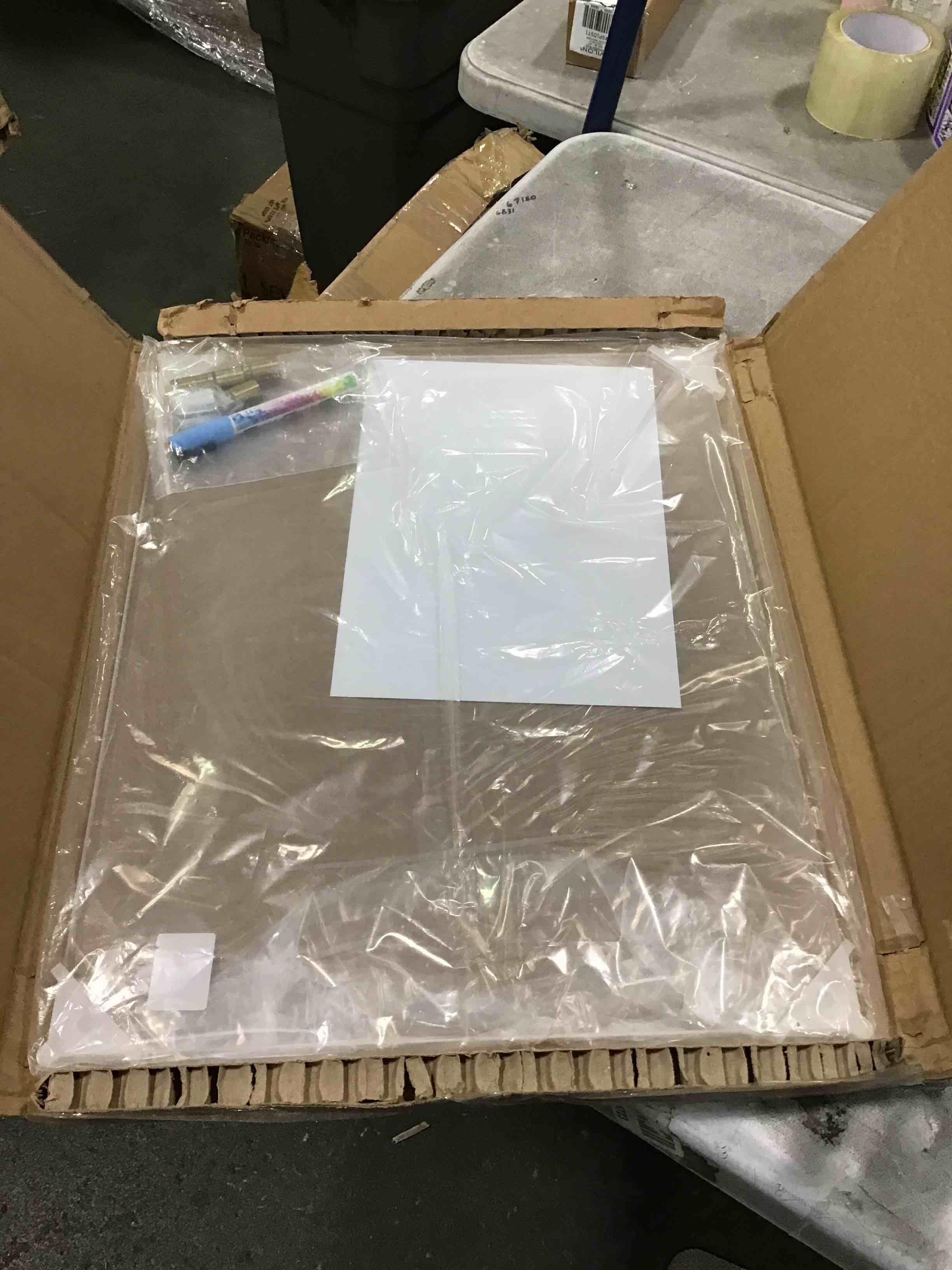 https://s3.amazonaws.com/lotting-images-prod/bidfta/PNK0096145_1724459564198.jpeg