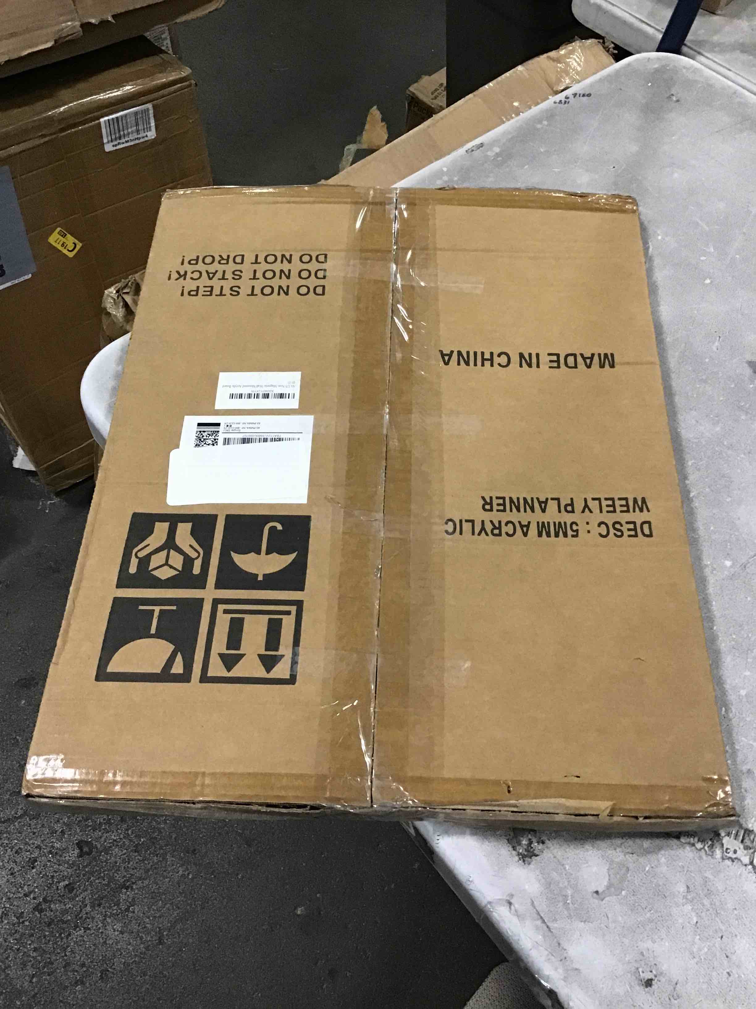 https://s3.amazonaws.com/lotting-images-prod/bidfta/PNK0096145_1724459590159.jpeg