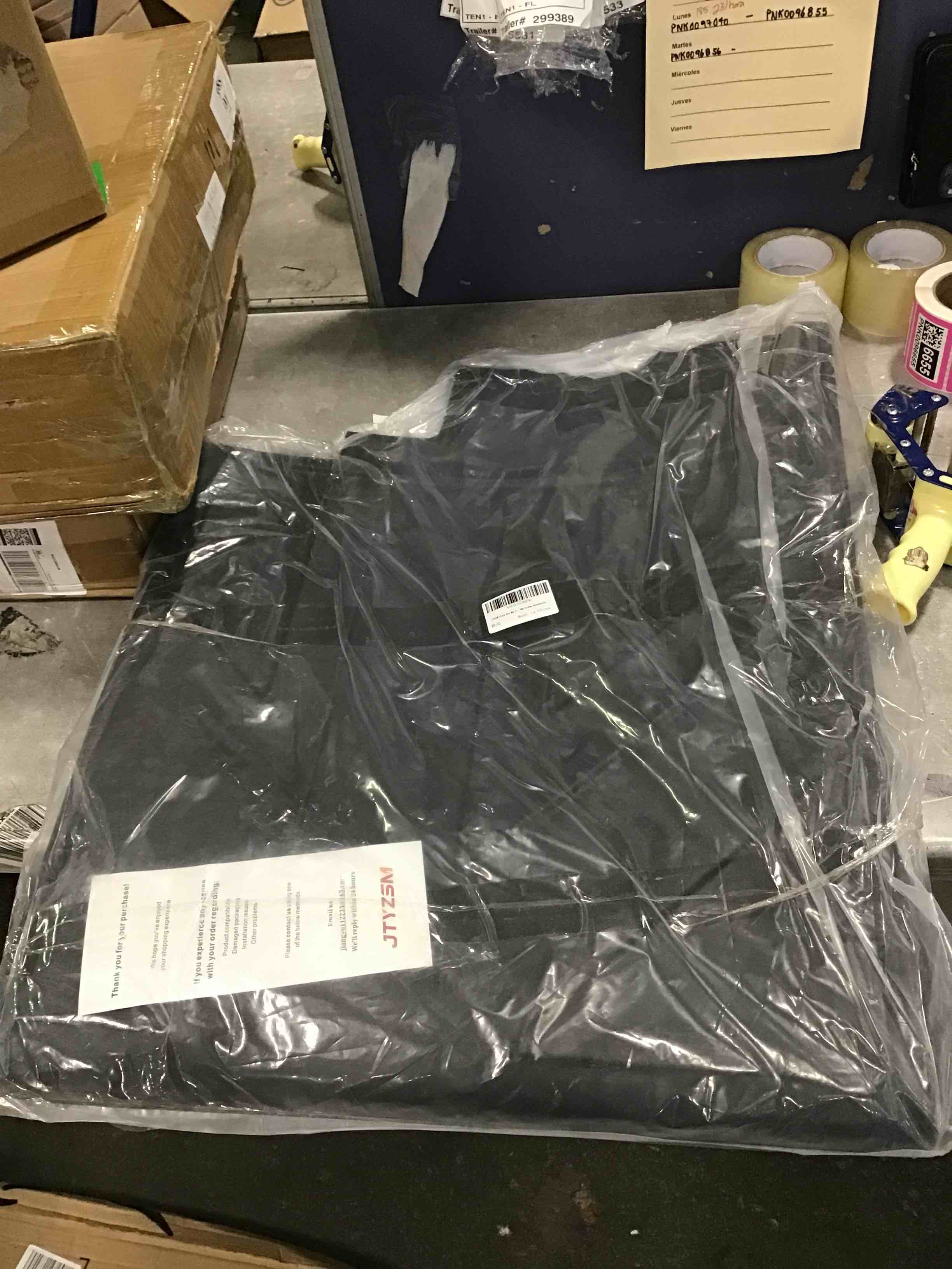 https://s3.amazonaws.com/lotting-images-prod/bidfta/PNK0096671_1724216290048.jpeg