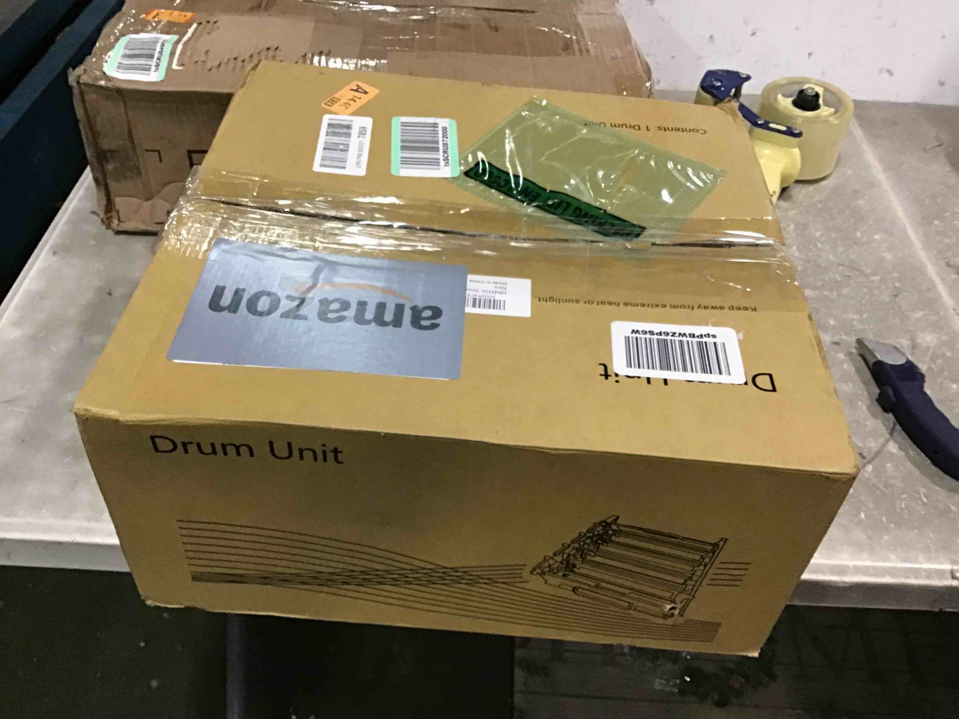 https://s3.amazonaws.com/lotting-images-prod/bidfta/PNK0096860_1724130788225.jpeg