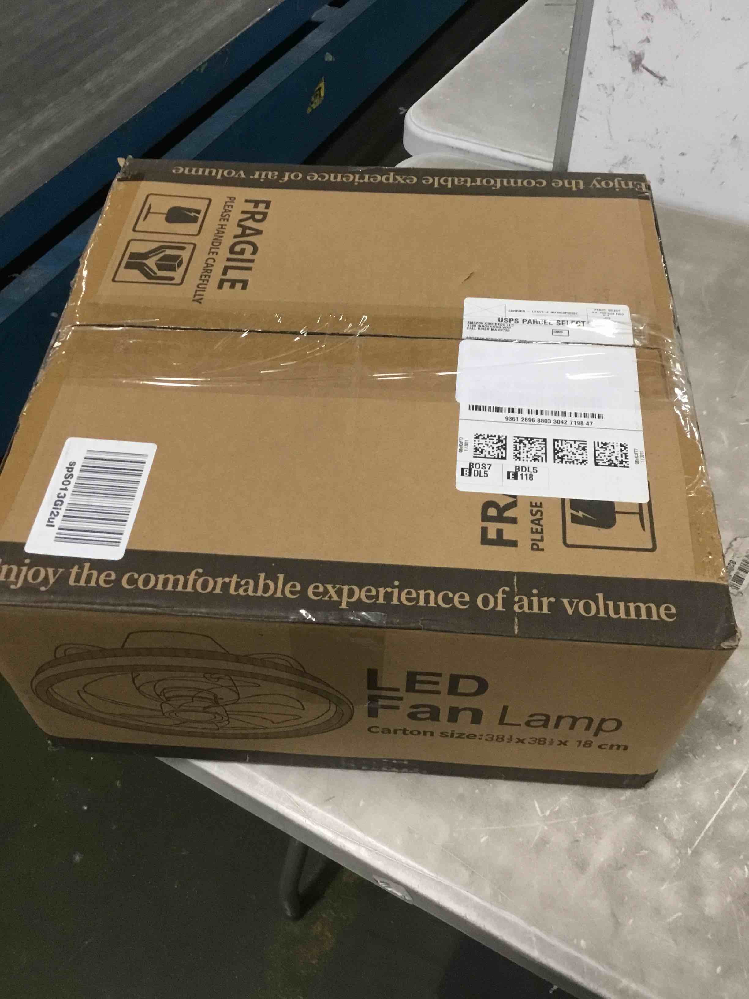 https://s3.amazonaws.com/lotting-images-prod/bidfta/PNK0097370_1723699072943.jpeg