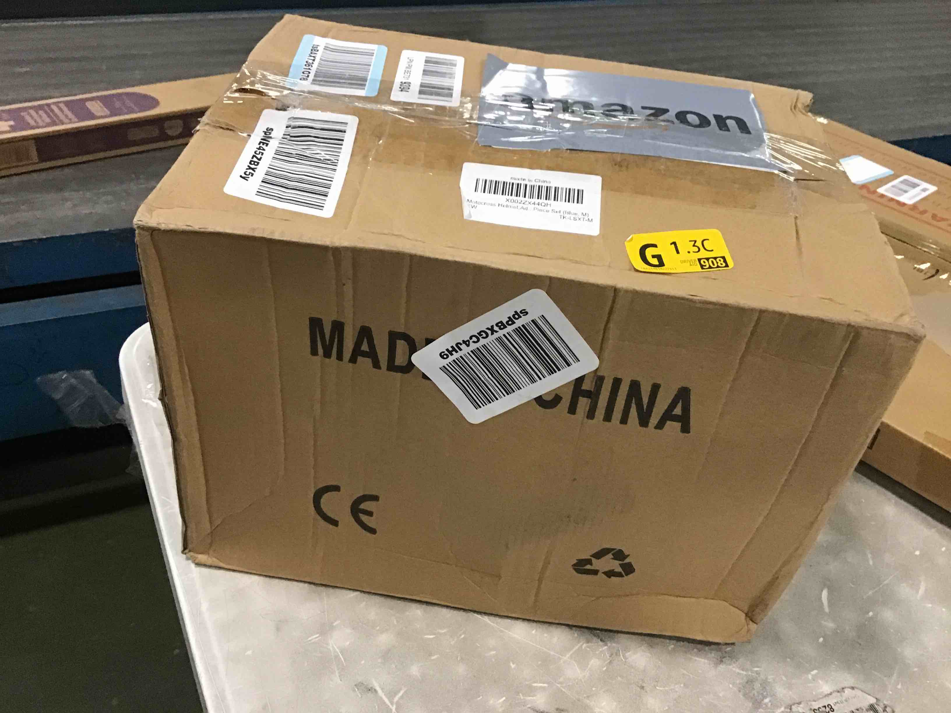 https://s3.amazonaws.com/lotting-images-prod/bidfta/PNK0097561_1723515189349.jpeg