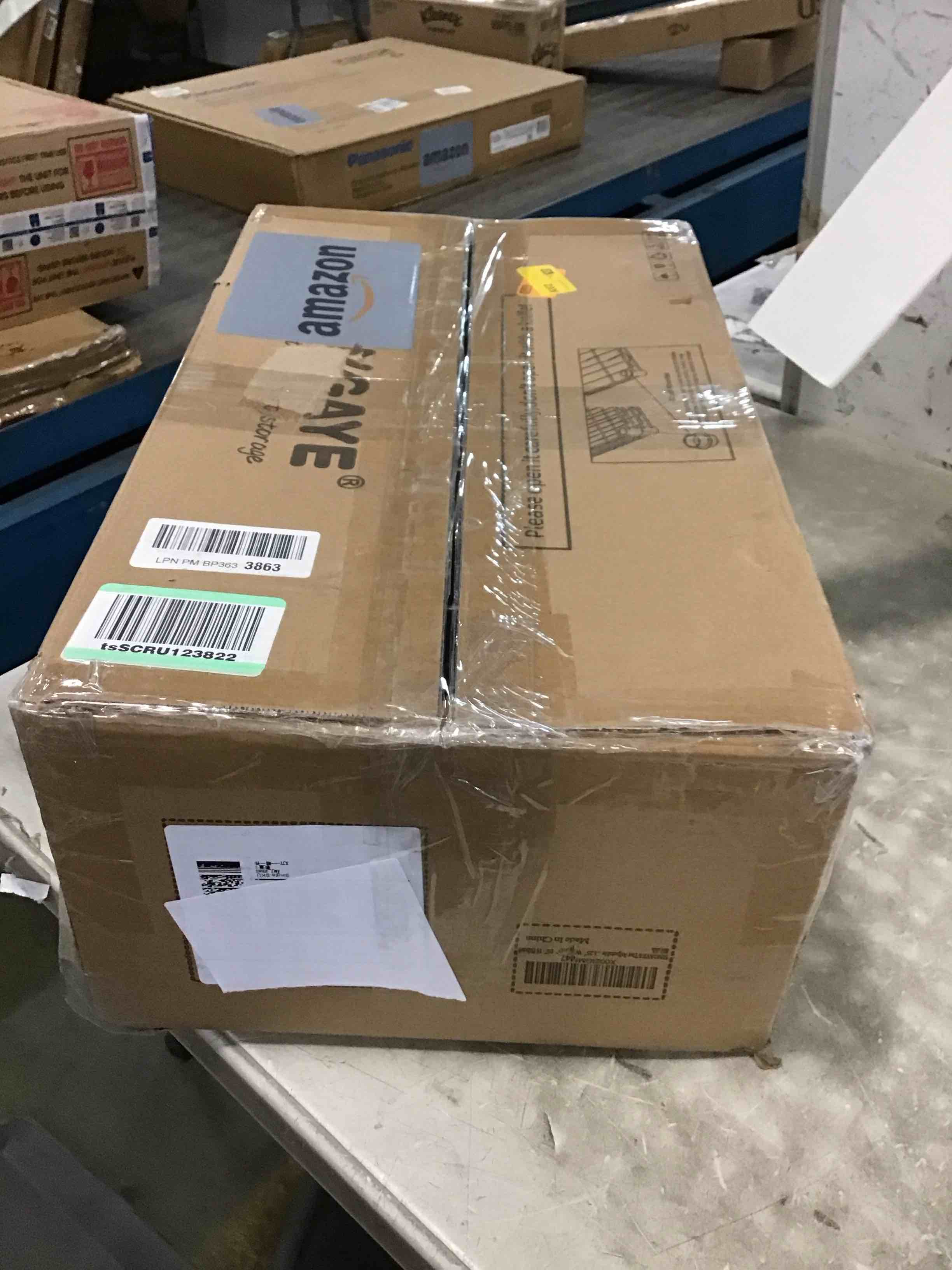 https://s3.amazonaws.com/lotting-images-prod/bidfta/PNK0098497_1724088971393.jpeg