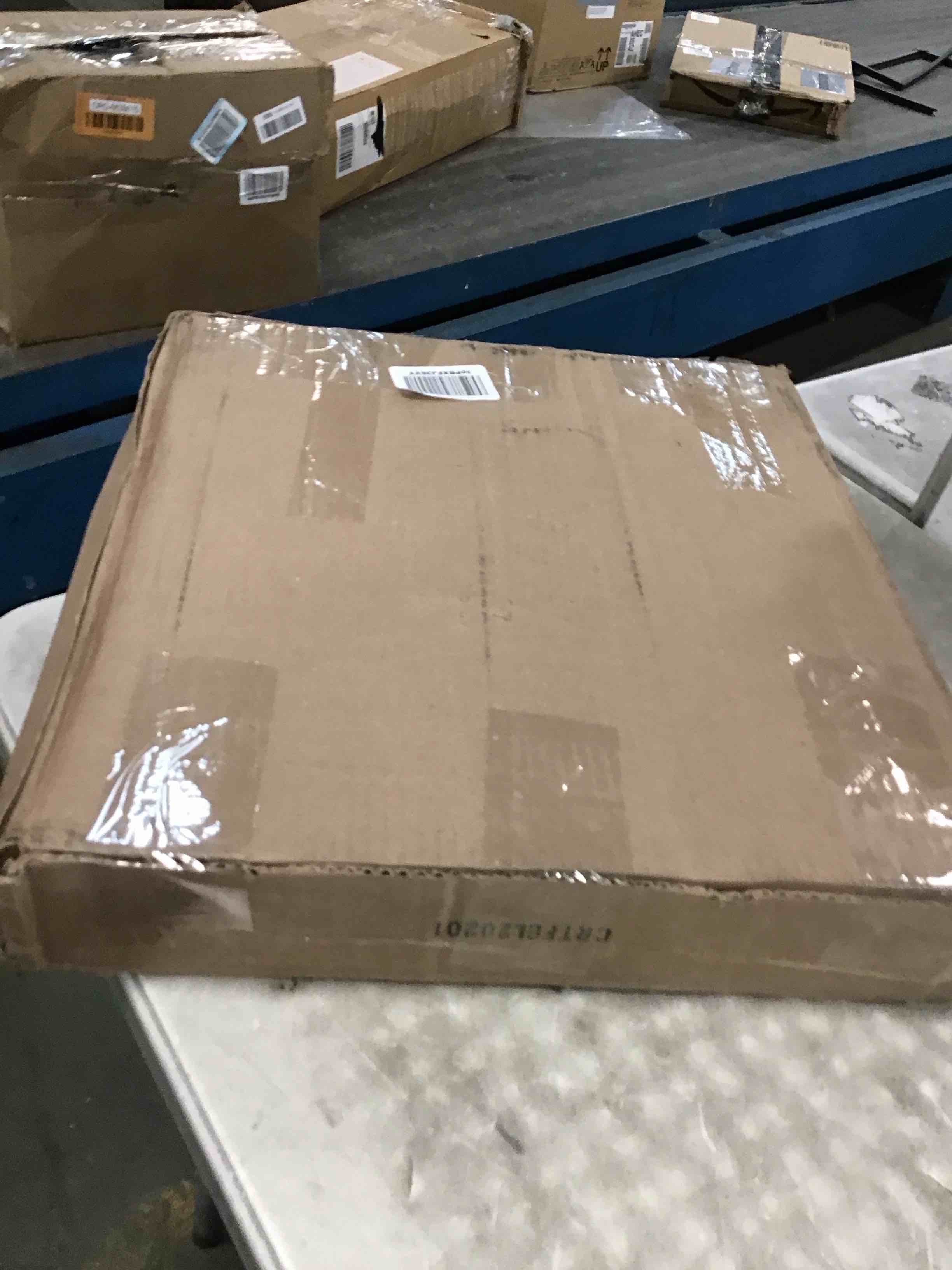 https://s3.amazonaws.com/lotting-images-prod/bidfta/PNK0098630_1724072290832.jpeg
