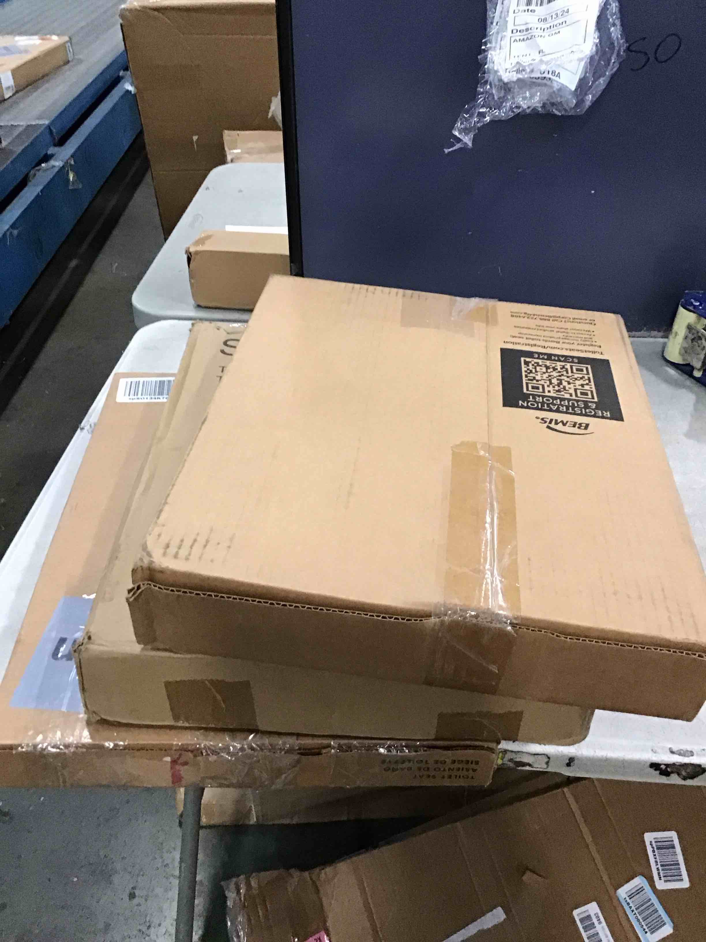 https://s3.amazonaws.com/lotting-images-prod/bidfta/PNK0098913_1723751104722.jpeg