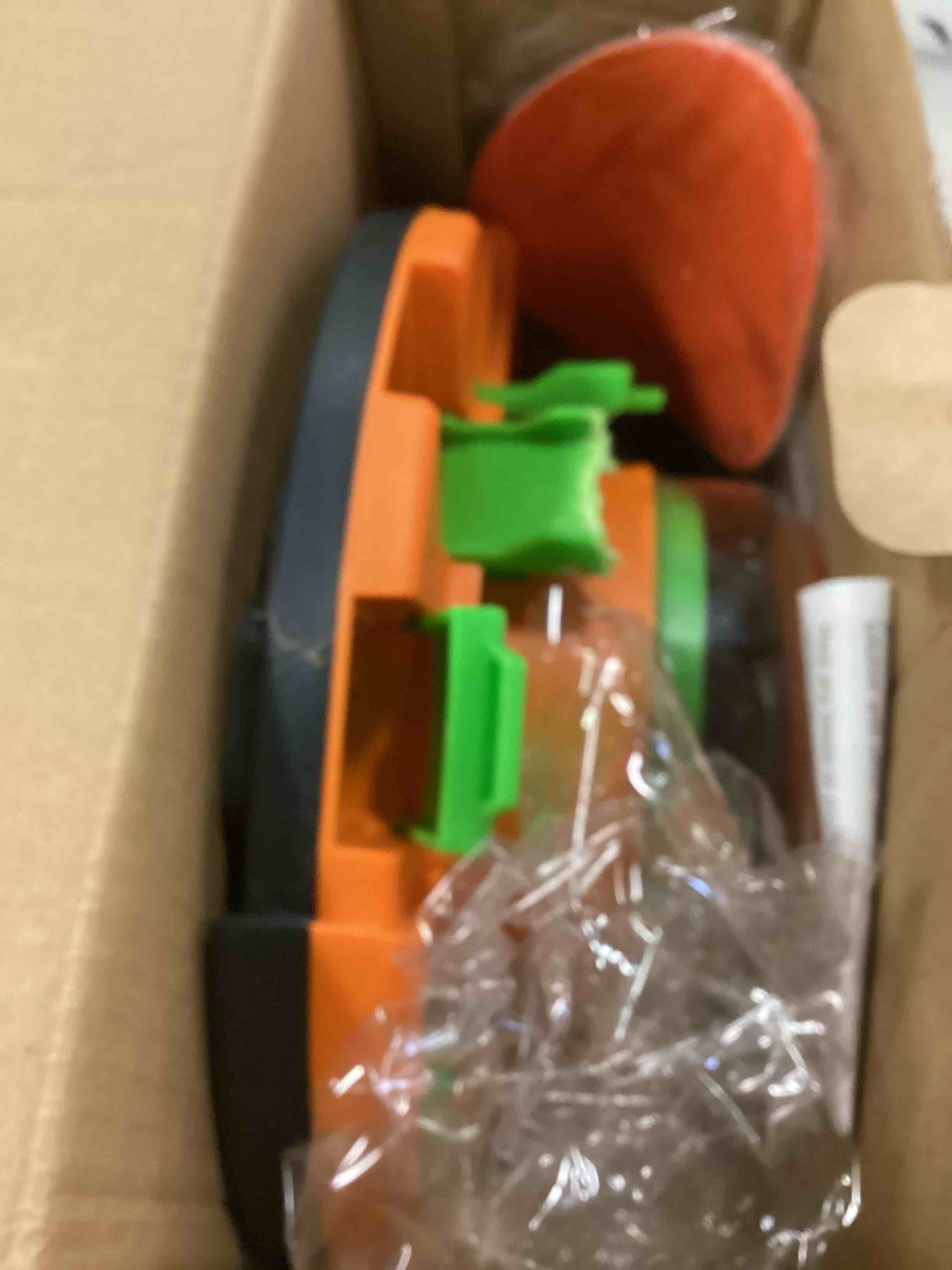 https://s3.amazonaws.com/lotting-images-prod/bidfta/PNK0100561_1724096474649.jpeg