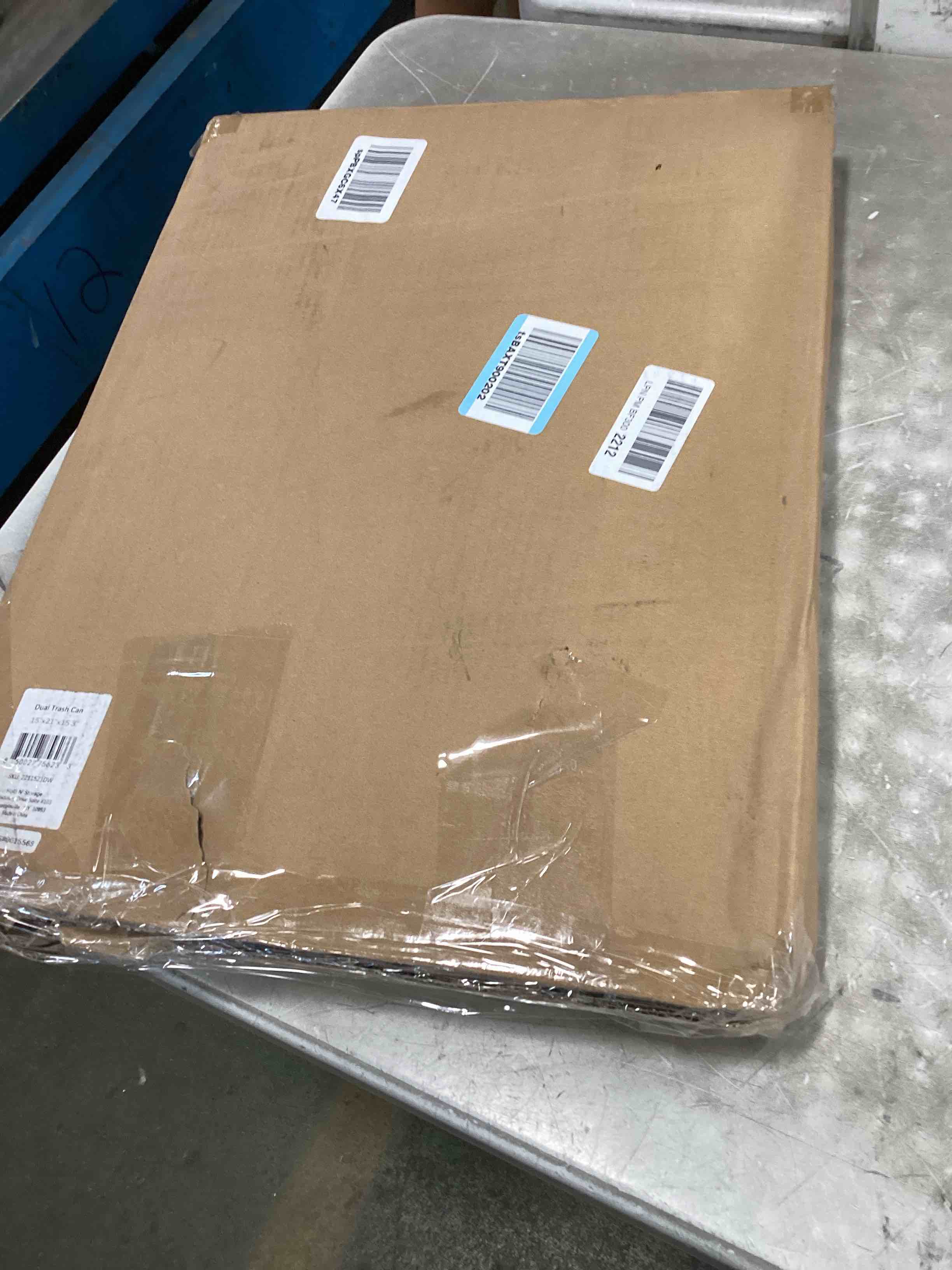 https://s3.amazonaws.com/lotting-images-prod/bidfta/PNK0101393_1723658829429.jpeg