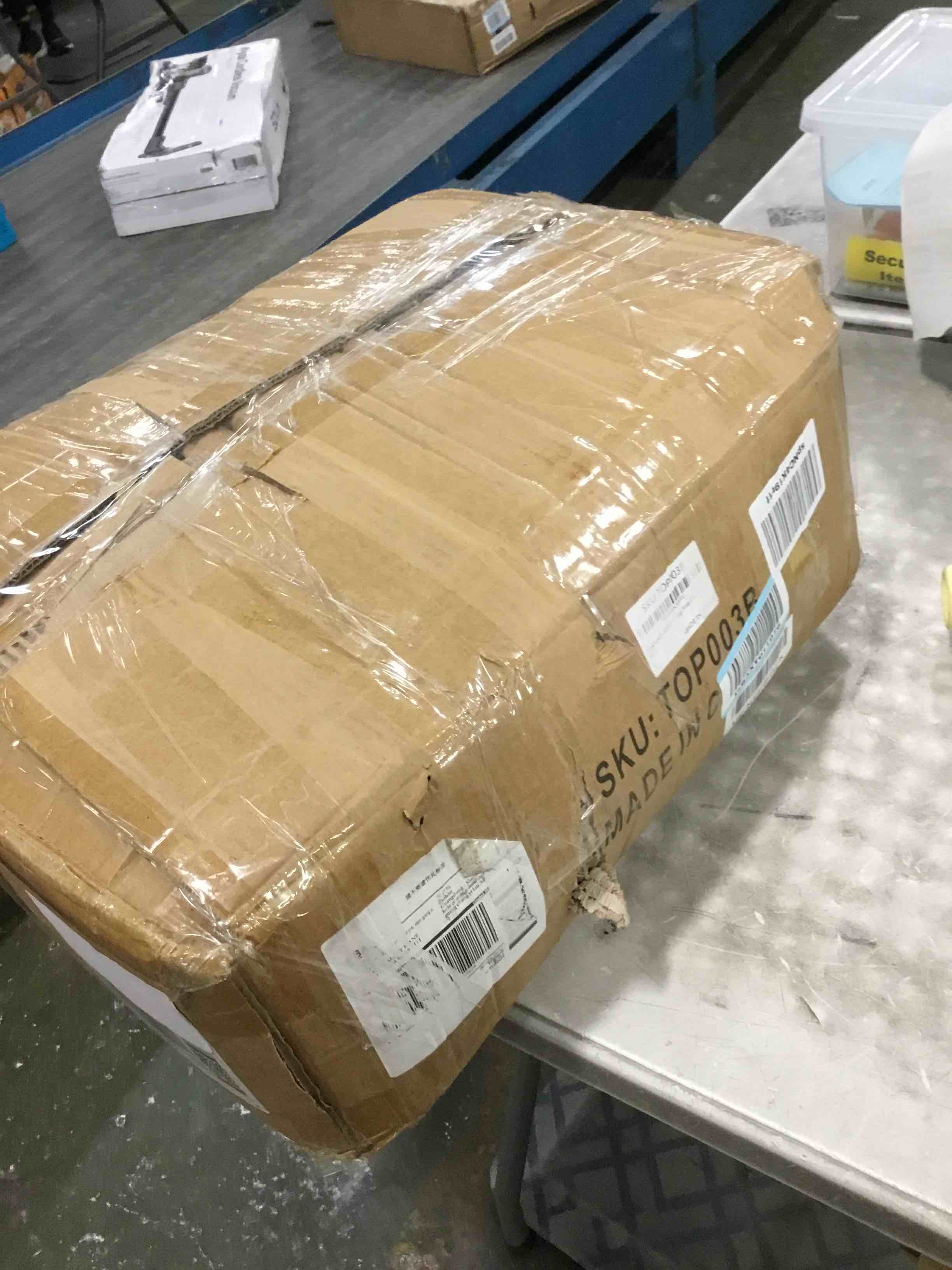 https://s3.amazonaws.com/lotting-images-prod/bidfta/PNK0102712_1724714683608.jpeg