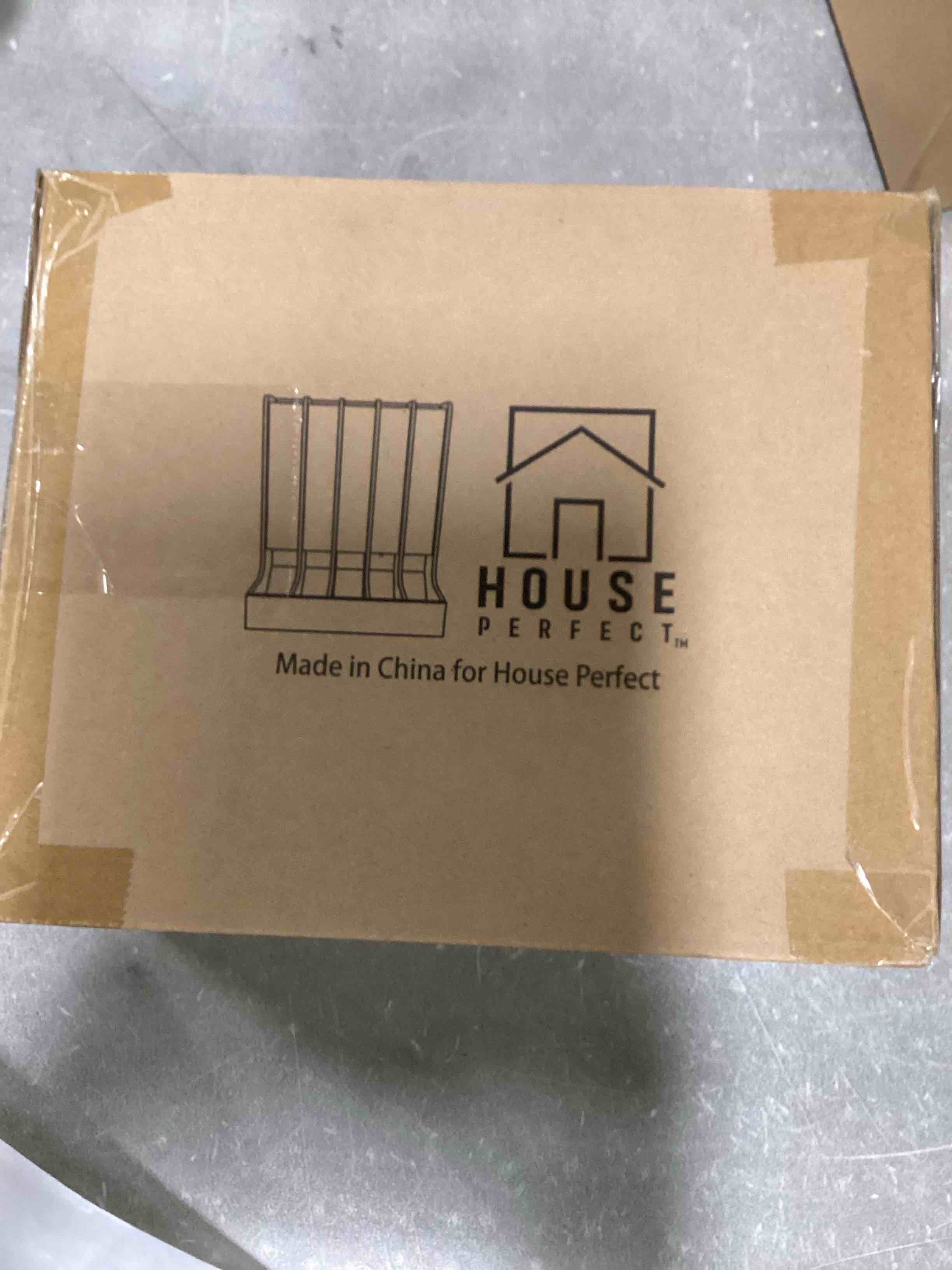 https://s3.amazonaws.com/lotting-images-prod/bidfta/PNK0104267_1724978488667.jpeg