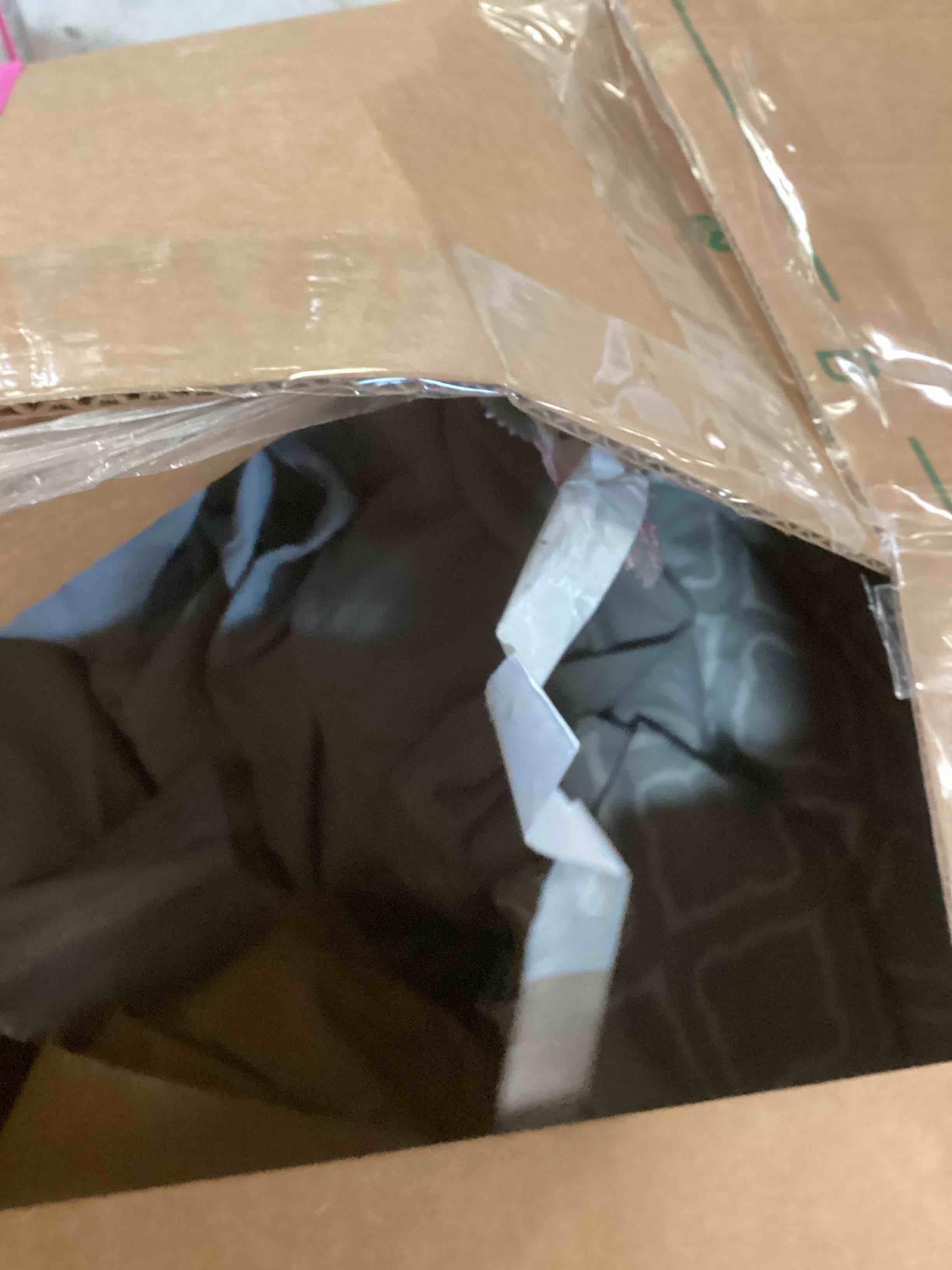 https://s3.amazonaws.com/lotting-images-prod/bidfta/PNK0106188_1726157818214.jpeg