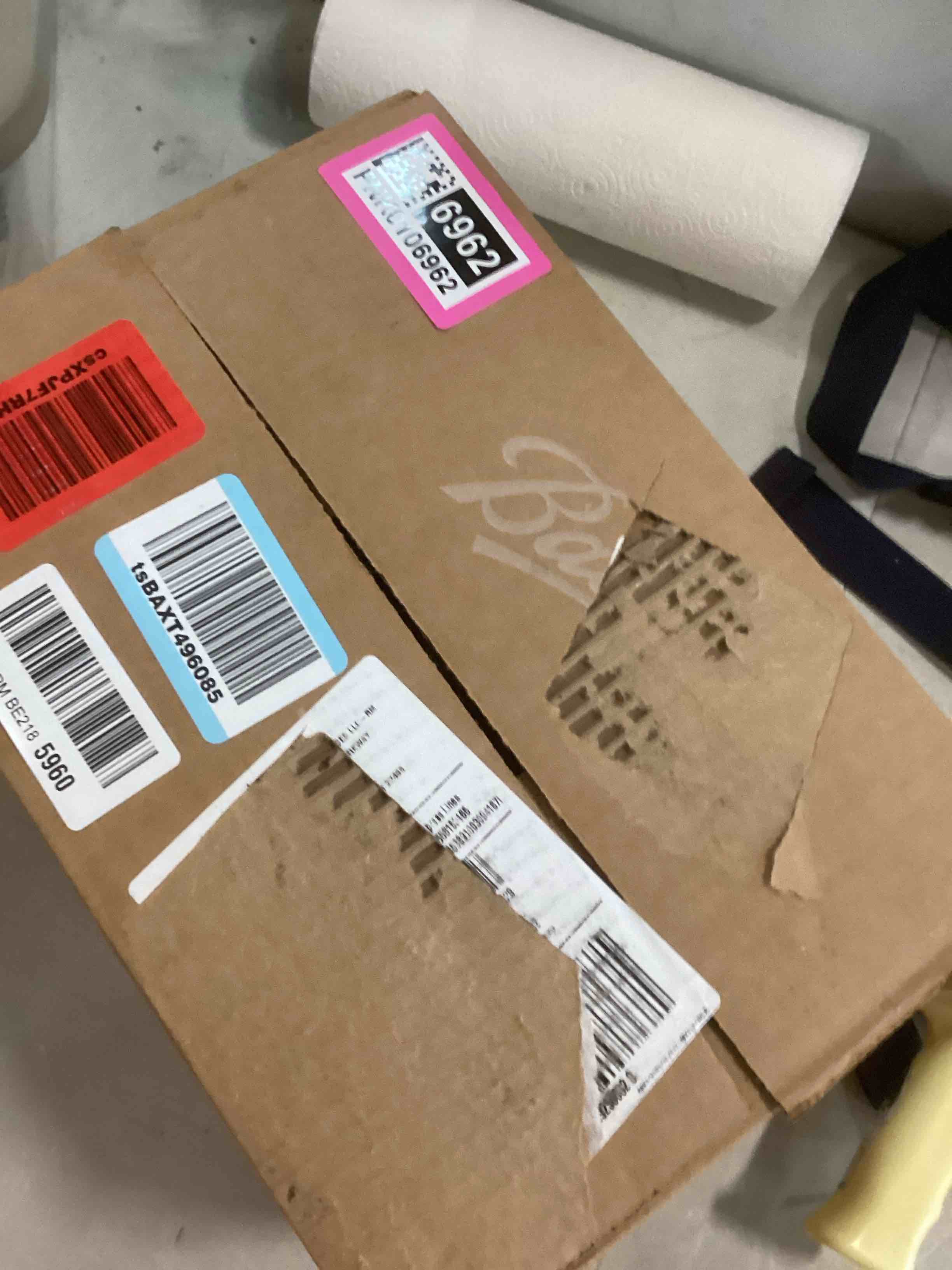 https://s3.amazonaws.com/lotting-images-prod/bidfta/PNK0106962_1725905497110.jpeg