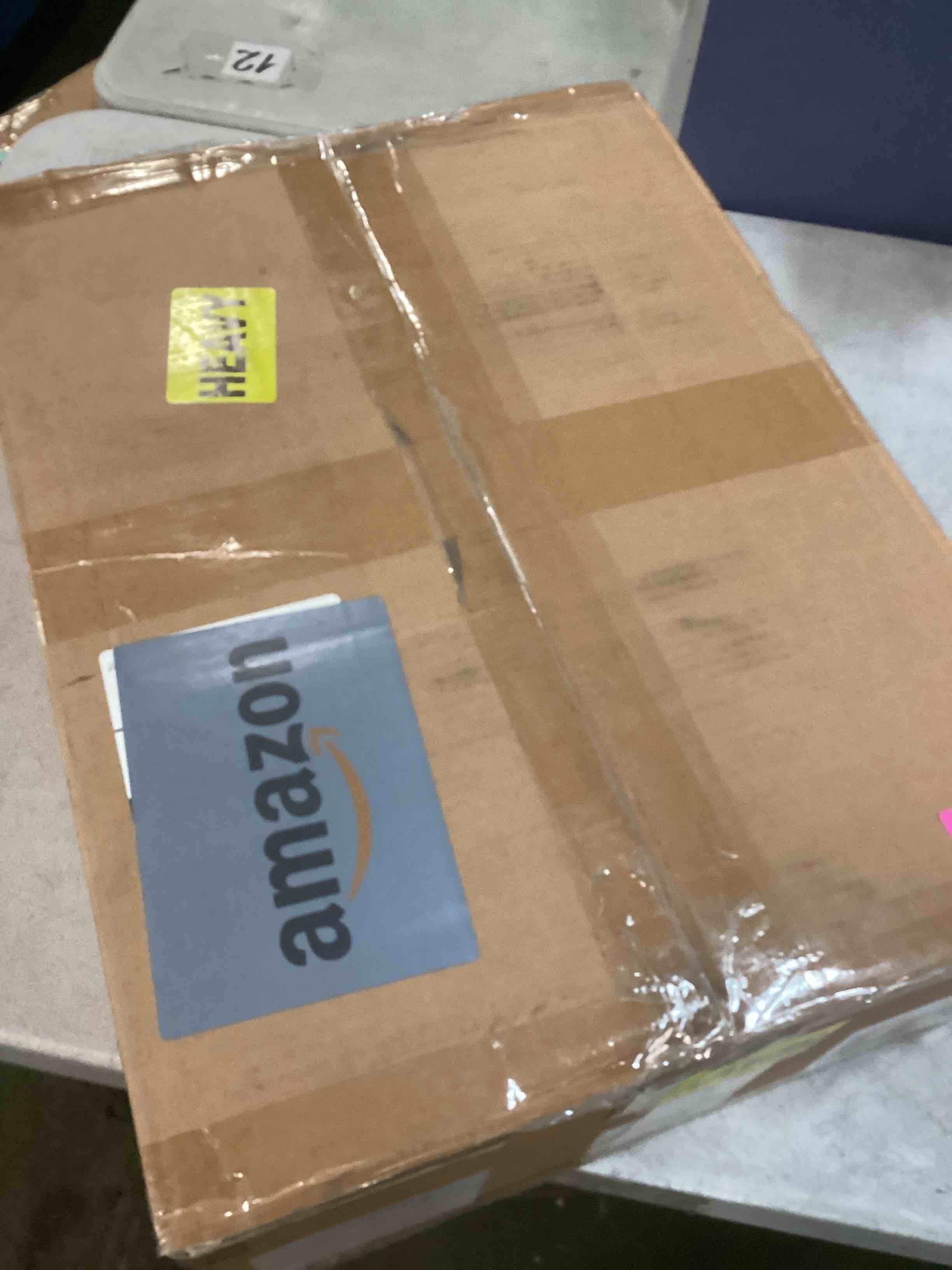 https://s3.amazonaws.com/lotting-images-prod/bidfta/PNK0107585_1725474161065.jpeg