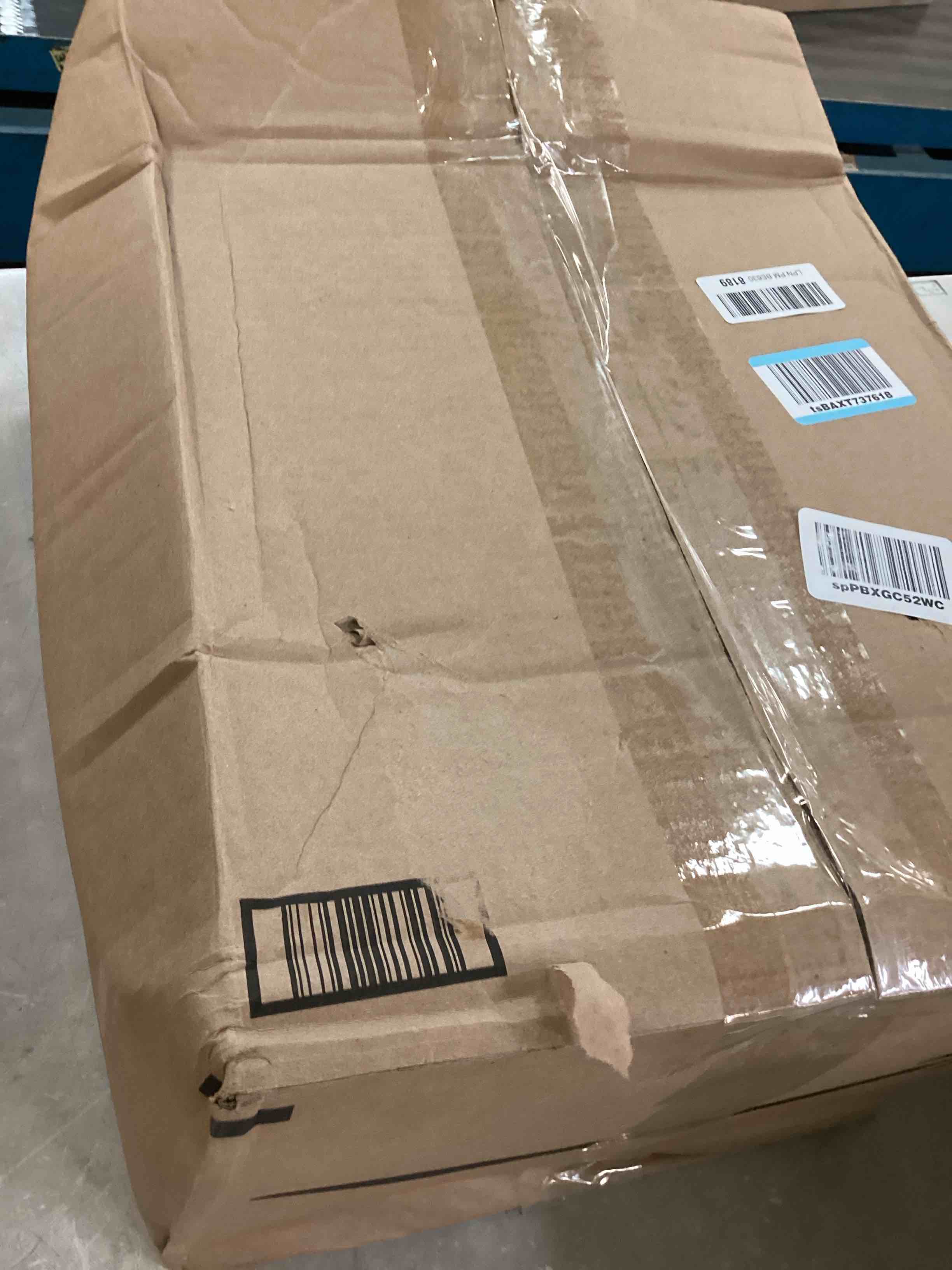 https://s3.amazonaws.com/lotting-images-prod/bidfta/PNK0110496_1724766379721.jpeg