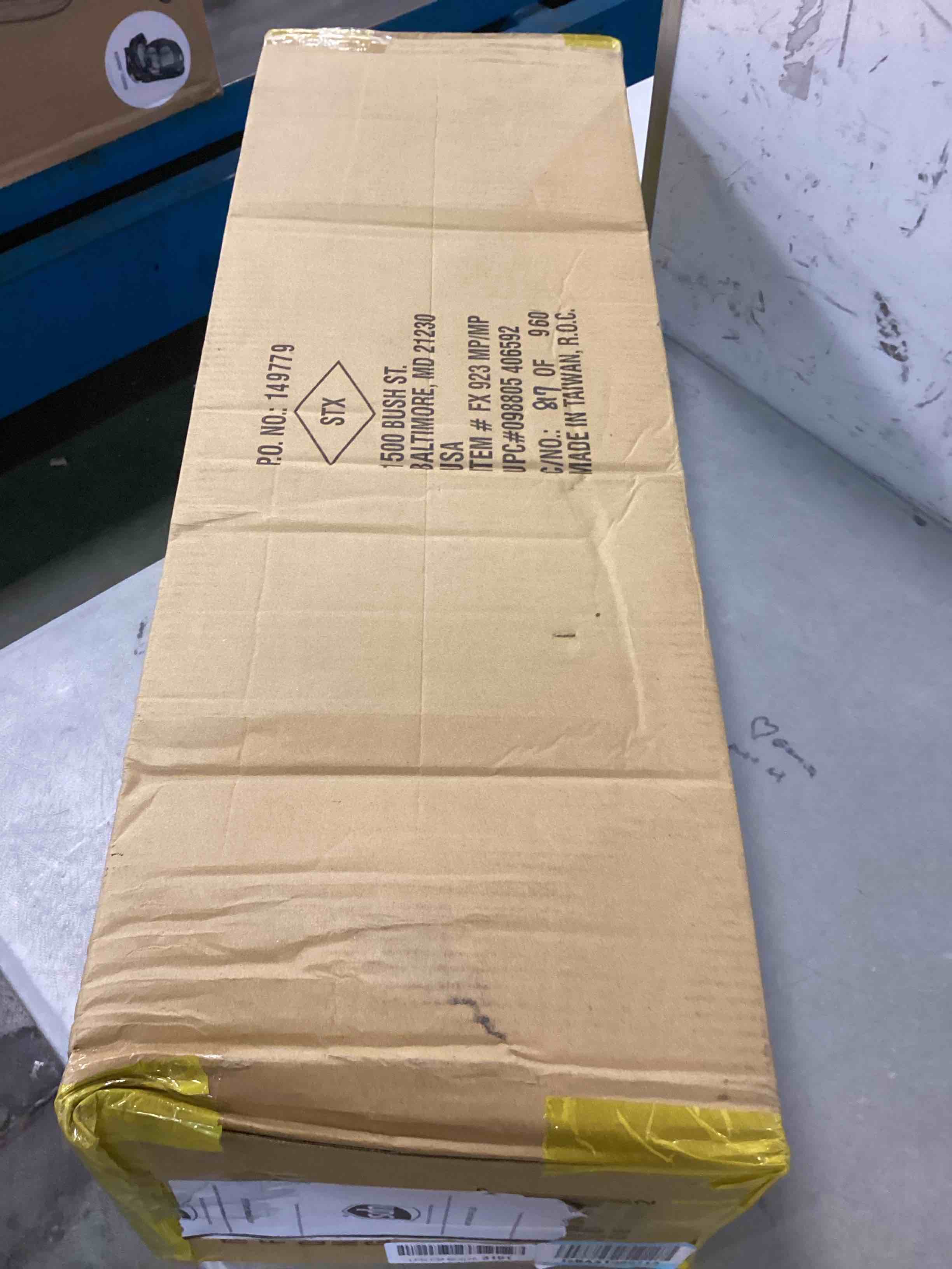 https://s3.amazonaws.com/lotting-images-prod/bidfta/PNK0111192_1724075269321.jpeg
