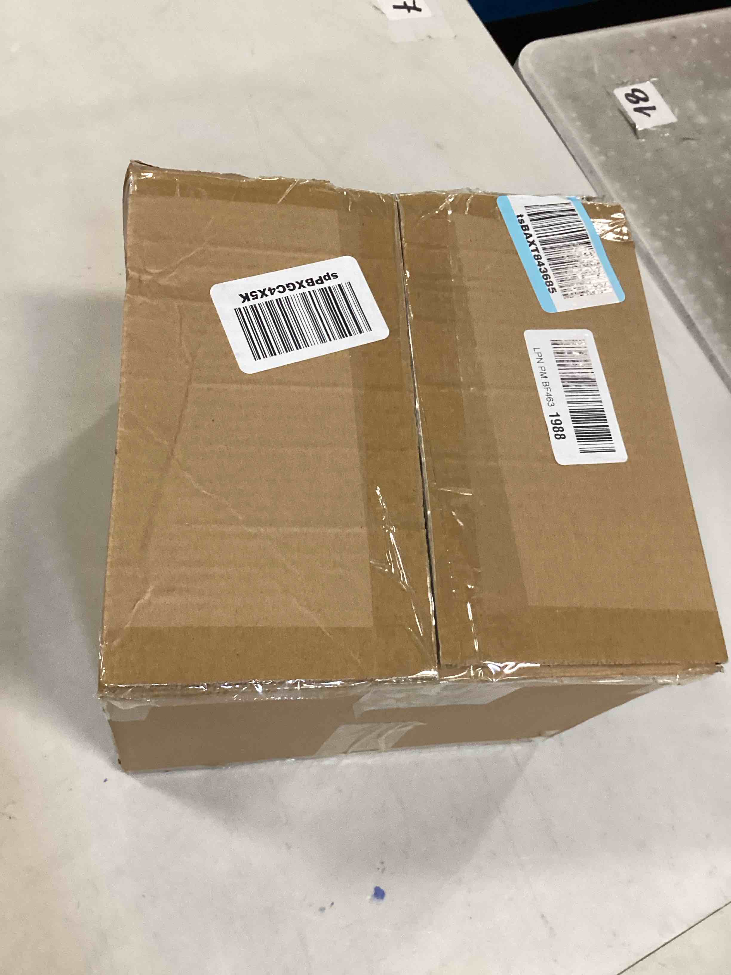 https://s3.amazonaws.com/lotting-images-prod/bidfta/PNK0111758_1723659452544.jpeg